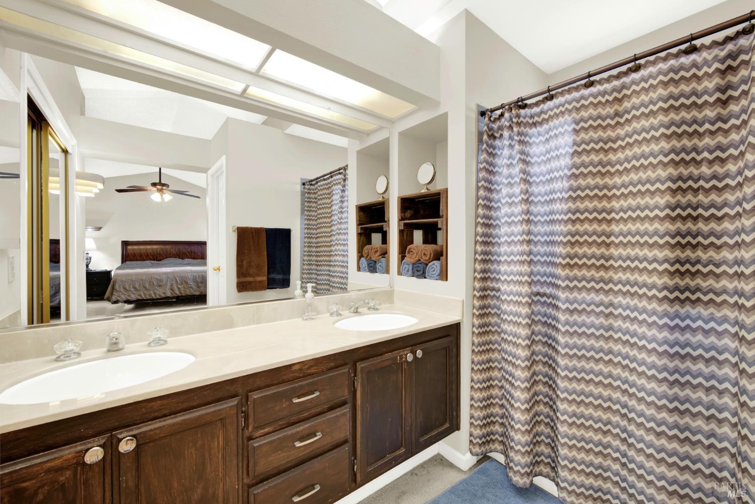 Detail Gallery Image 22 of 33 For 805 Gazebo Ct, Suisun City,  CA 94585 - 4 Beds | 2/1 Baths