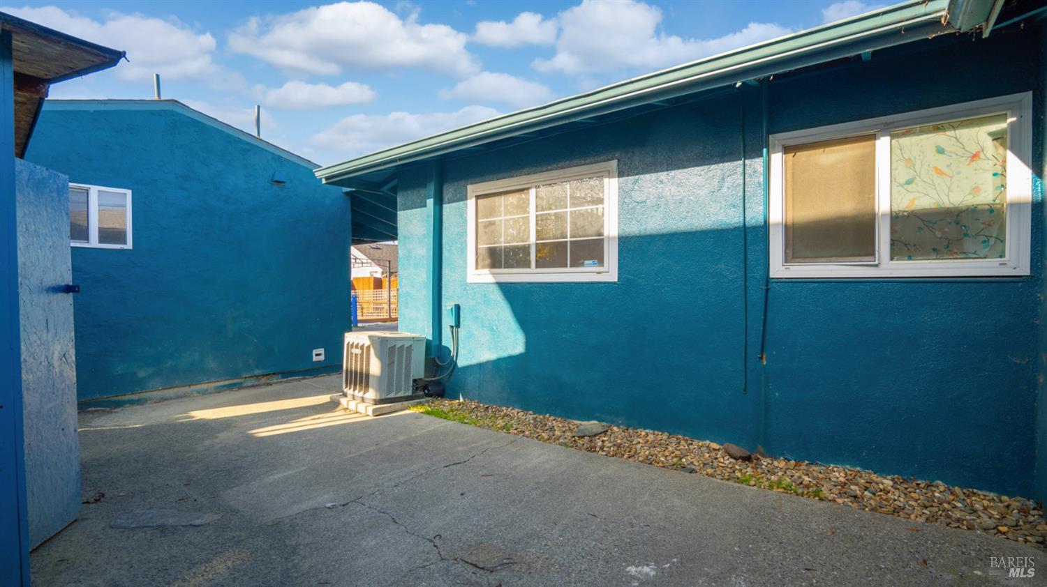 Detail Gallery Image 30 of 34 For 105 Phelan Ave, Vallejo,  CA 94590 - 4 Beds | 2 Baths