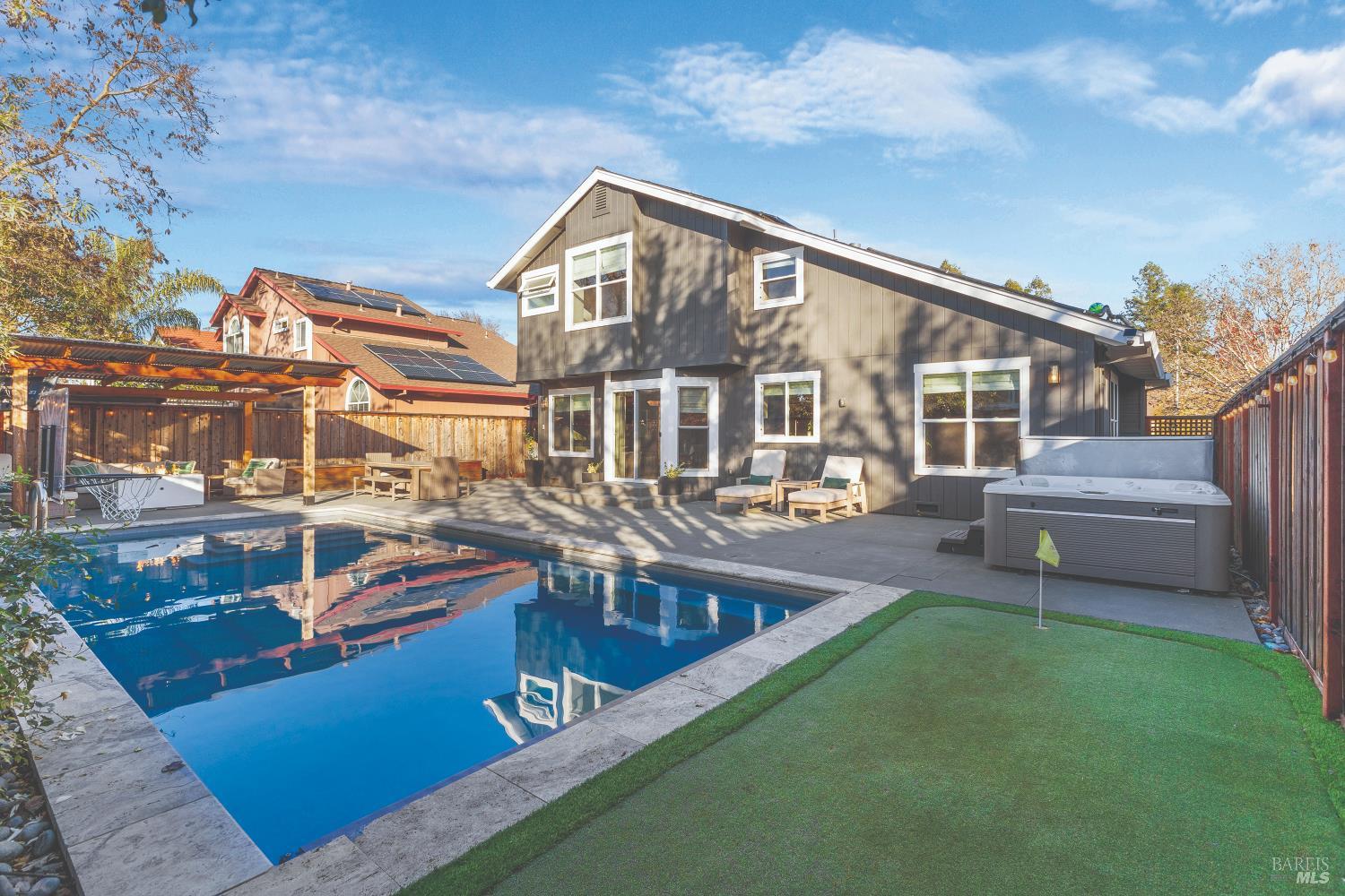 Detail Gallery Image 42 of 47 For 6417 Yale St, Windsor,  CA 95492 - 3 Beds | 2/1 Baths