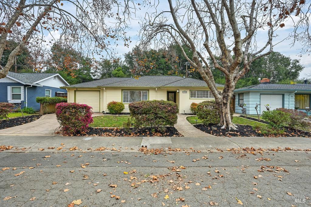 Detail Gallery Image 8 of 48 For 1342 Monteith Dr, Vallejo,  CA 94590 - 2 Beds | 2 Baths