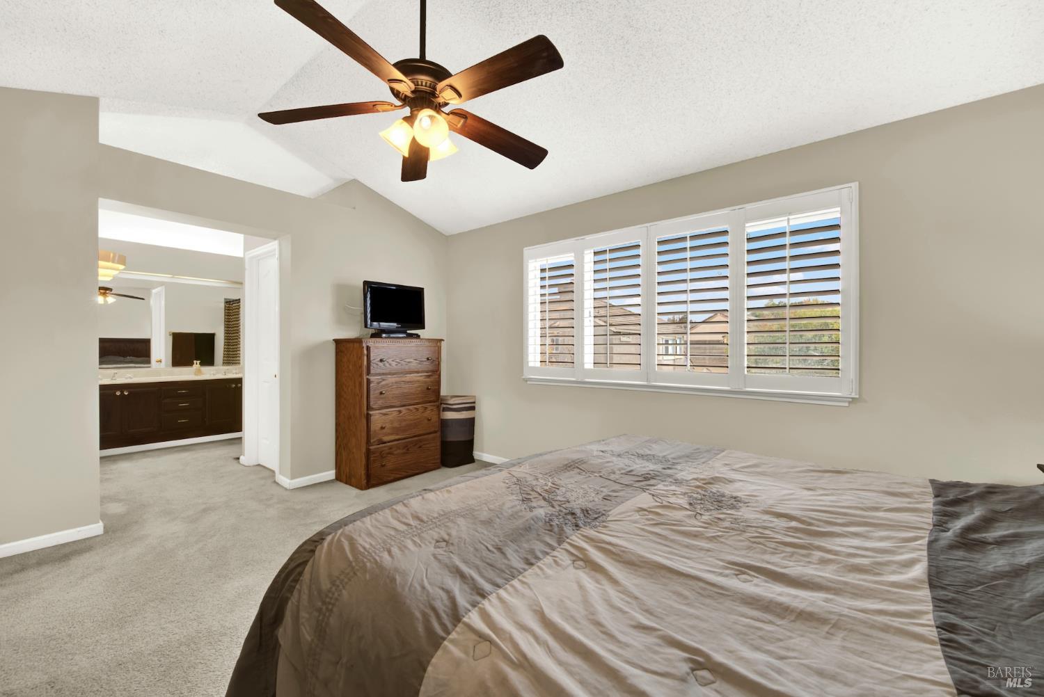 Detail Gallery Image 20 of 33 For 805 Gazebo Ct, Suisun City,  CA 94585 - 4 Beds | 2/1 Baths