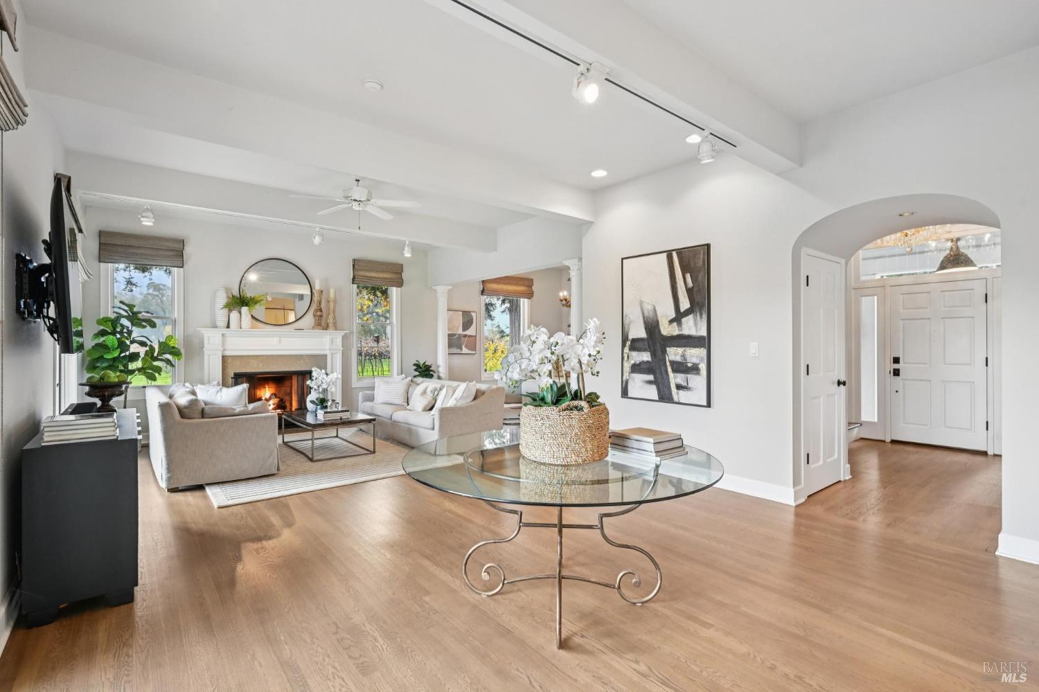 Detail Gallery Image 17 of 70 For 4188 Saint Helena Hwy, Calistoga,  CA 94515 - 3 Beds | 2/1 Baths