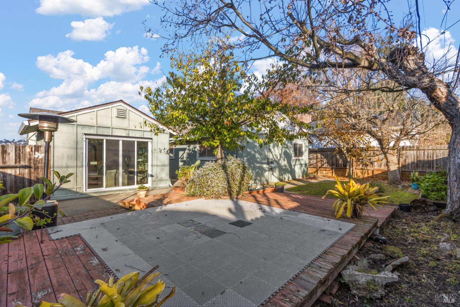 Detail Gallery Image 25 of 29 For 443 Baywood Dr, Vallejo,  CA 94591 - 3 Beds | 2 Baths