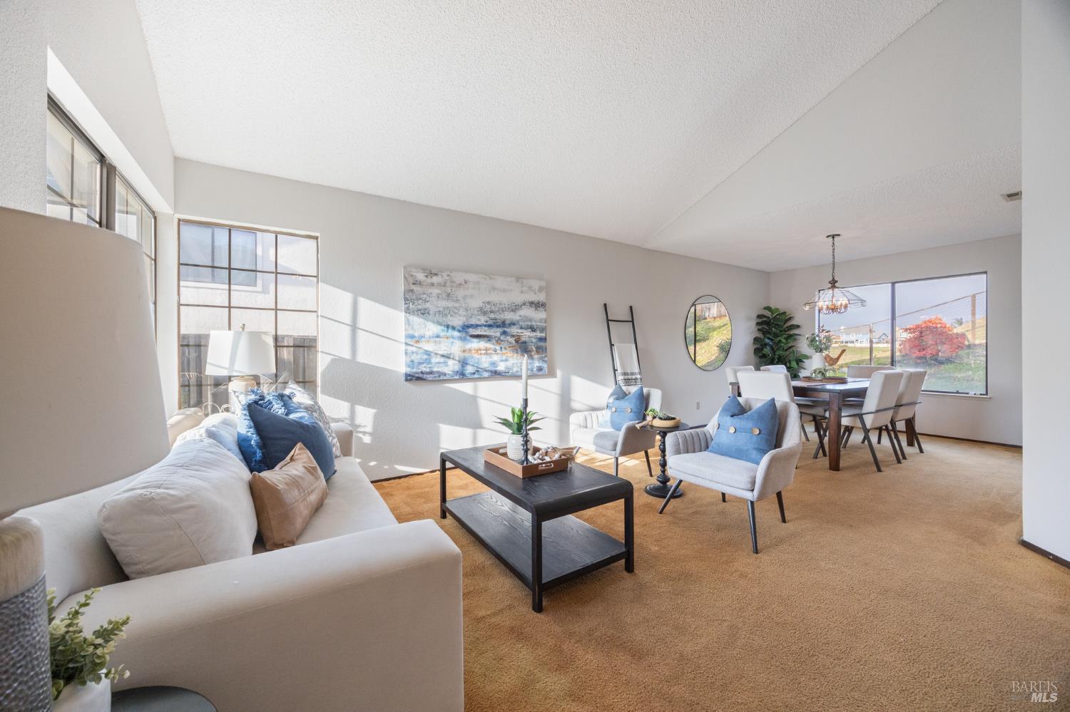 Detail Gallery Image 2 of 48 For 3501 Ponderosa Trl, Pinole,  CA 94564 - 4 Beds | 2/1 Baths