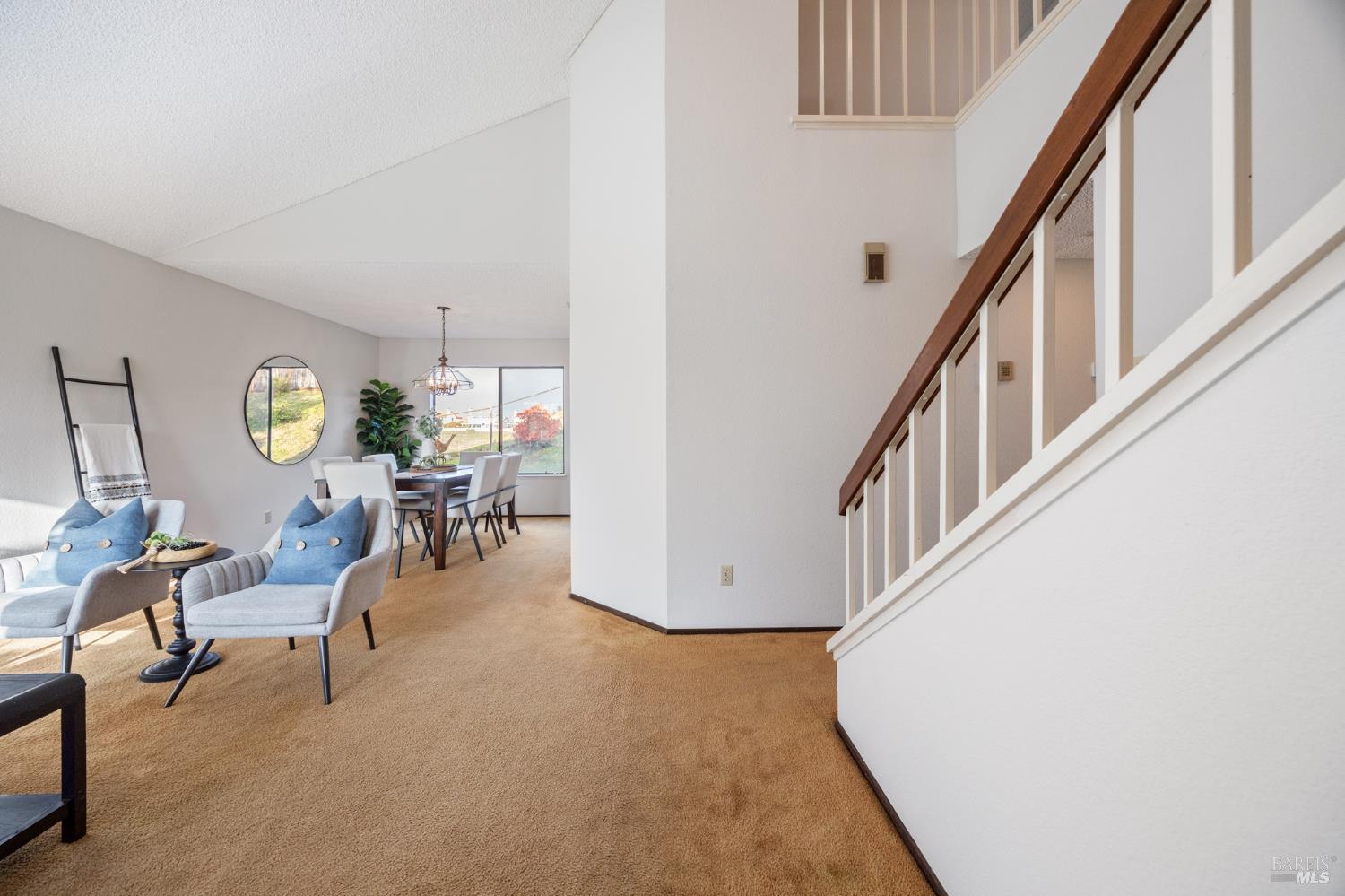 Detail Gallery Image 7 of 48 For 3501 Ponderosa Trl, Pinole,  CA 94564 - 4 Beds | 2/1 Baths