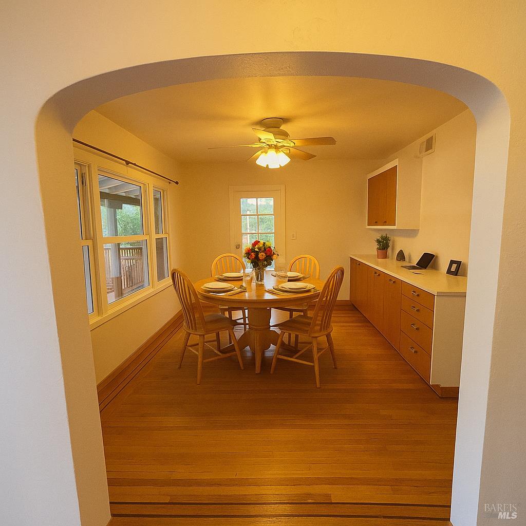 Detail Gallery Image 6 of 6 For 1231 Stevenson St, Calistoga,  CA 94515 - 3 Beds | 1/1 Baths