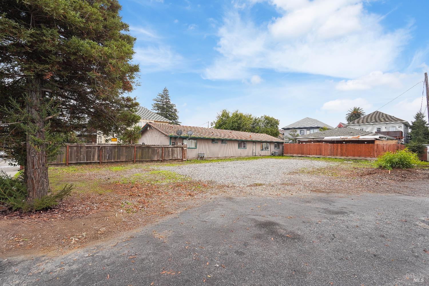 Detail Gallery Image 2 of 19 For 201 Sacramento St, Suisun City,  CA 94585 - – Beds | – Baths