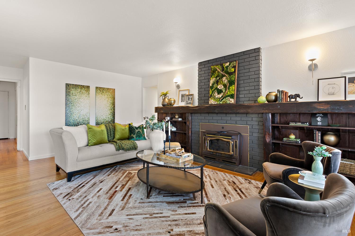 Detail Gallery Image 4 of 29 For 443 Baywood Dr, Vallejo,  CA 94591 - 3 Beds | 2 Baths