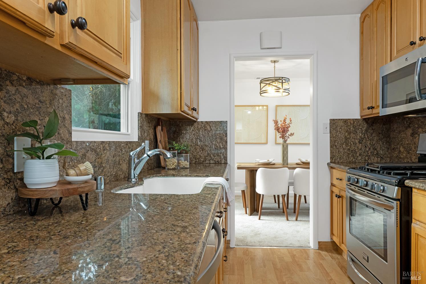 Detail Gallery Image 19 of 43 For 111 Harris Way, Vallejo,  CA 94591 - 3 Beds | 1 Baths