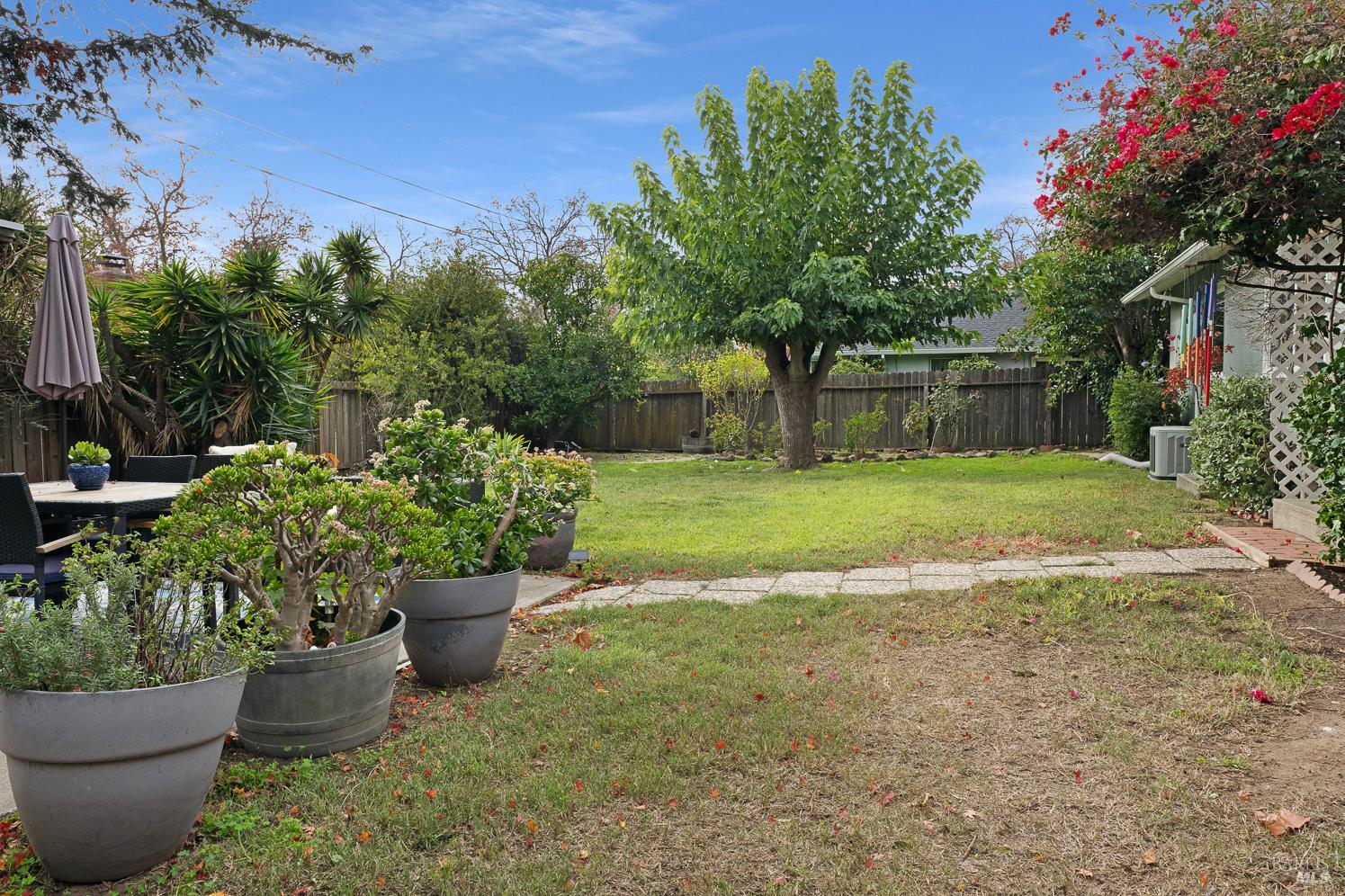 Detail Gallery Image 43 of 43 For 111 Harris Way, Vallejo,  CA 94591 - 3 Beds | 1 Baths