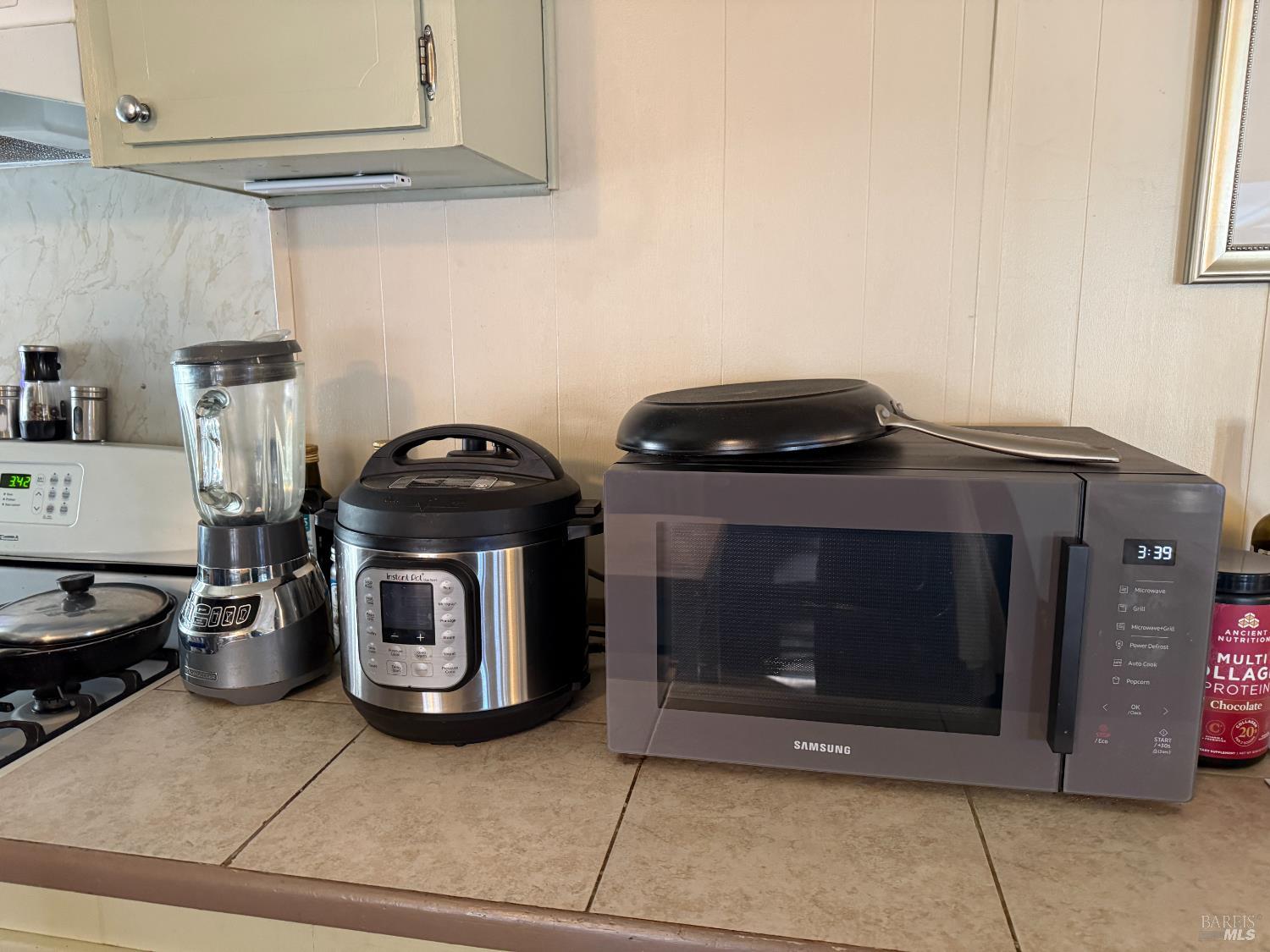 Detail Gallery Image 16 of 26 For 18715 Sonoma Hwy 14, Sonoma,  CA 95476 - 2 Beds | 1 Baths