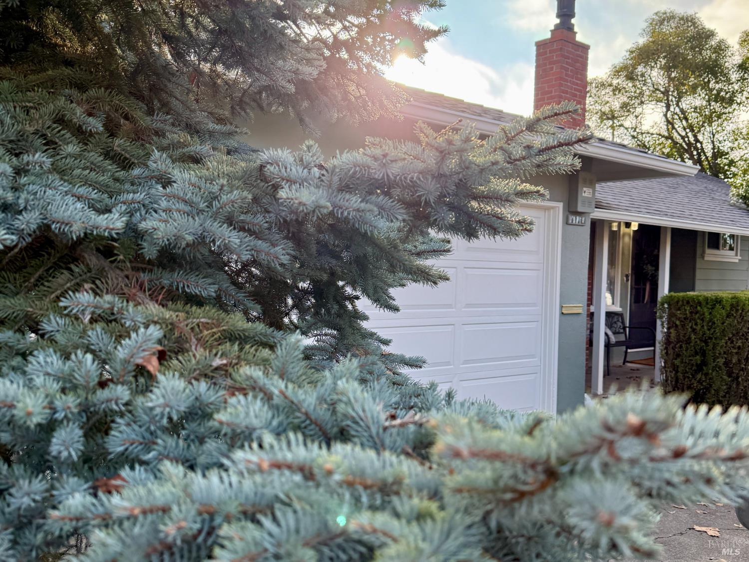 Detail Gallery Image 3 of 43 For 111 Harris Way, Vallejo,  CA 94591 - 3 Beds | 1 Baths