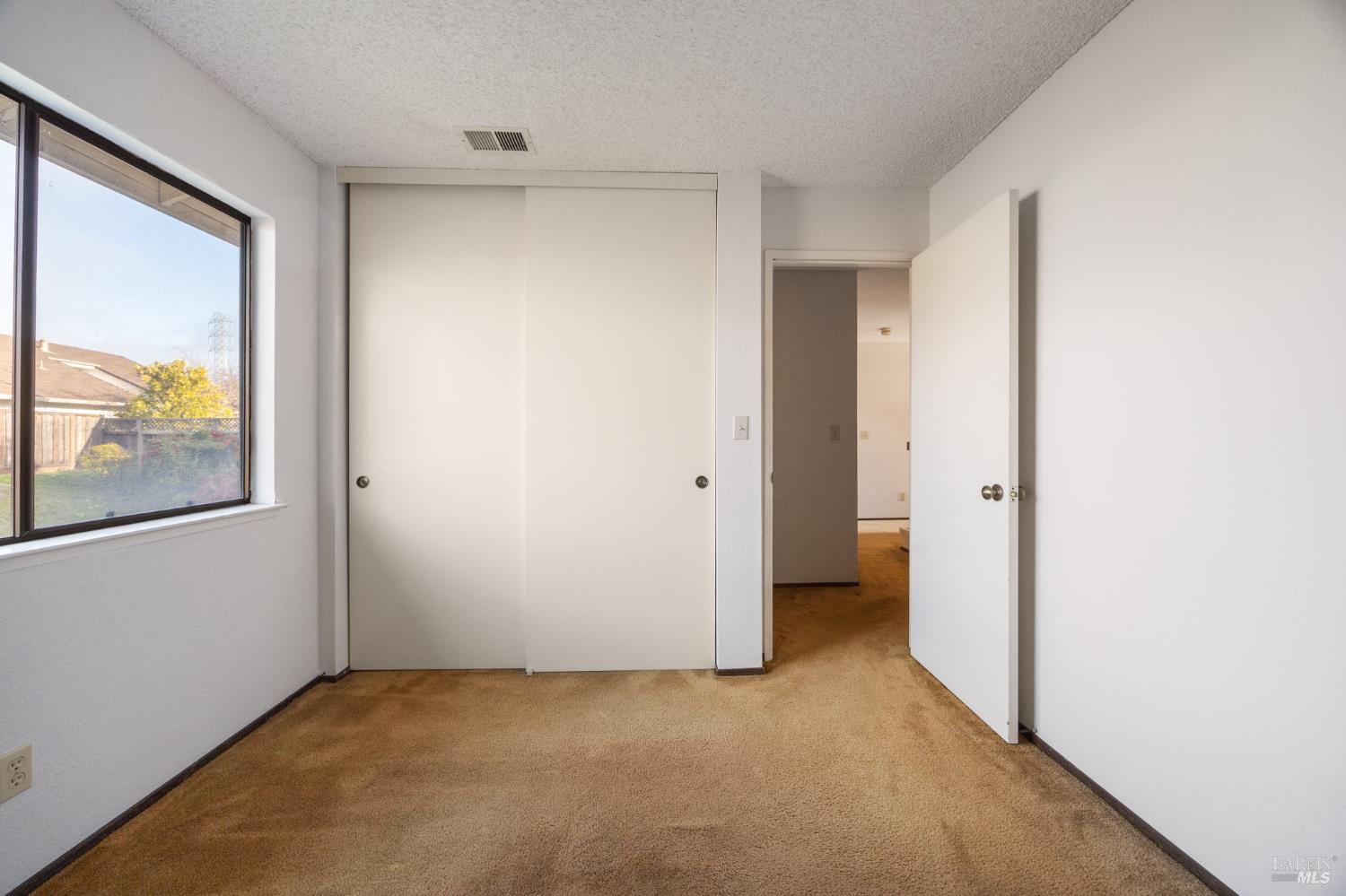 Detail Gallery Image 35 of 48 For 3501 Ponderosa Trl, Pinole,  CA 94564 - 4 Beds | 2/1 Baths