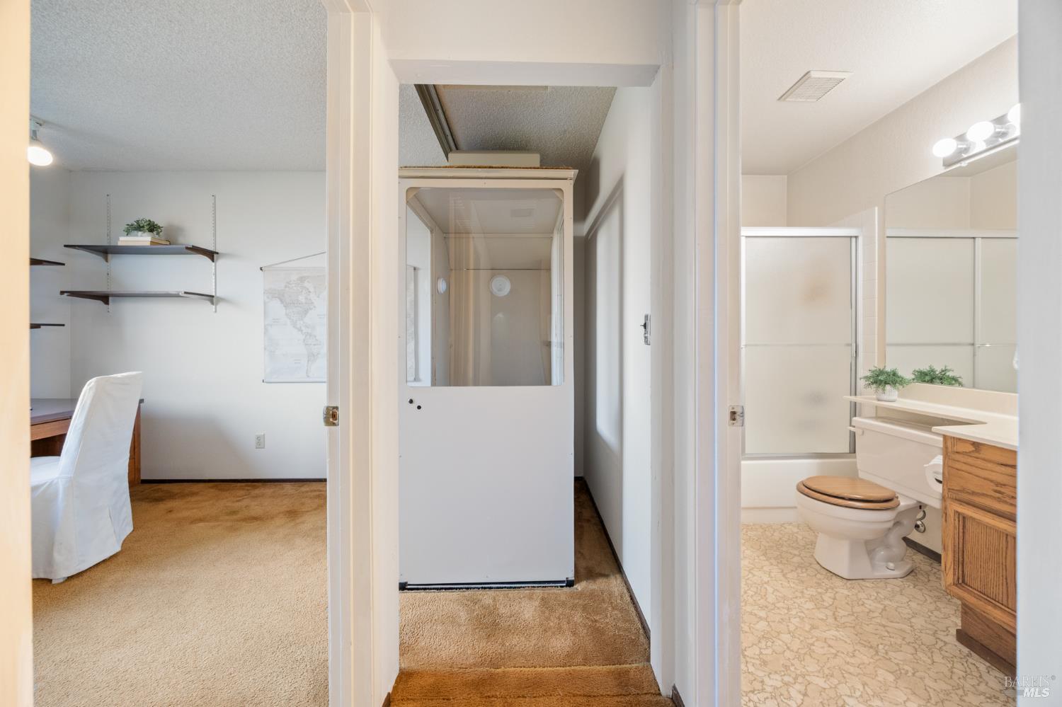 Detail Gallery Image 31 of 48 For 3501 Ponderosa Trl, Pinole,  CA 94564 - 4 Beds | 2/1 Baths