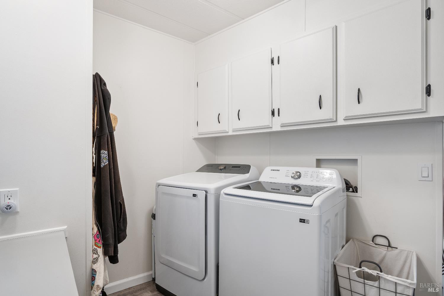 Detail Gallery Image 13 of 14 For 8155 Willow St, Windsor,  CA 95492 - 2 Beds | 2 Baths