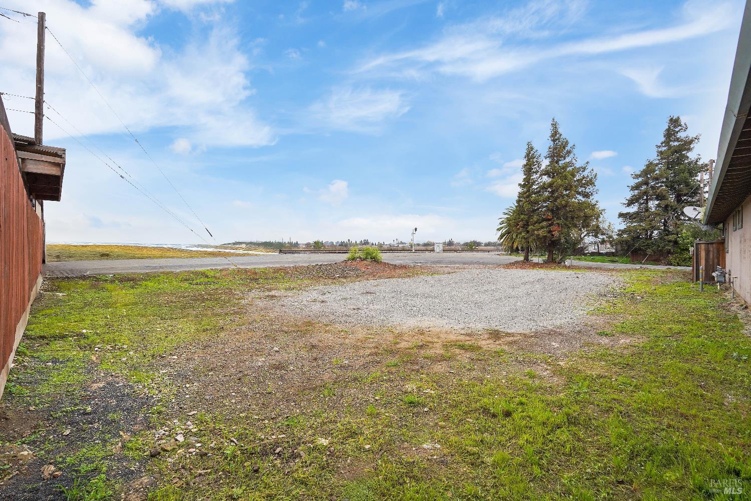 Detail Gallery Image 5 of 19 For 201 Sacramento St, Suisun City,  CA 94585 - – Beds | – Baths