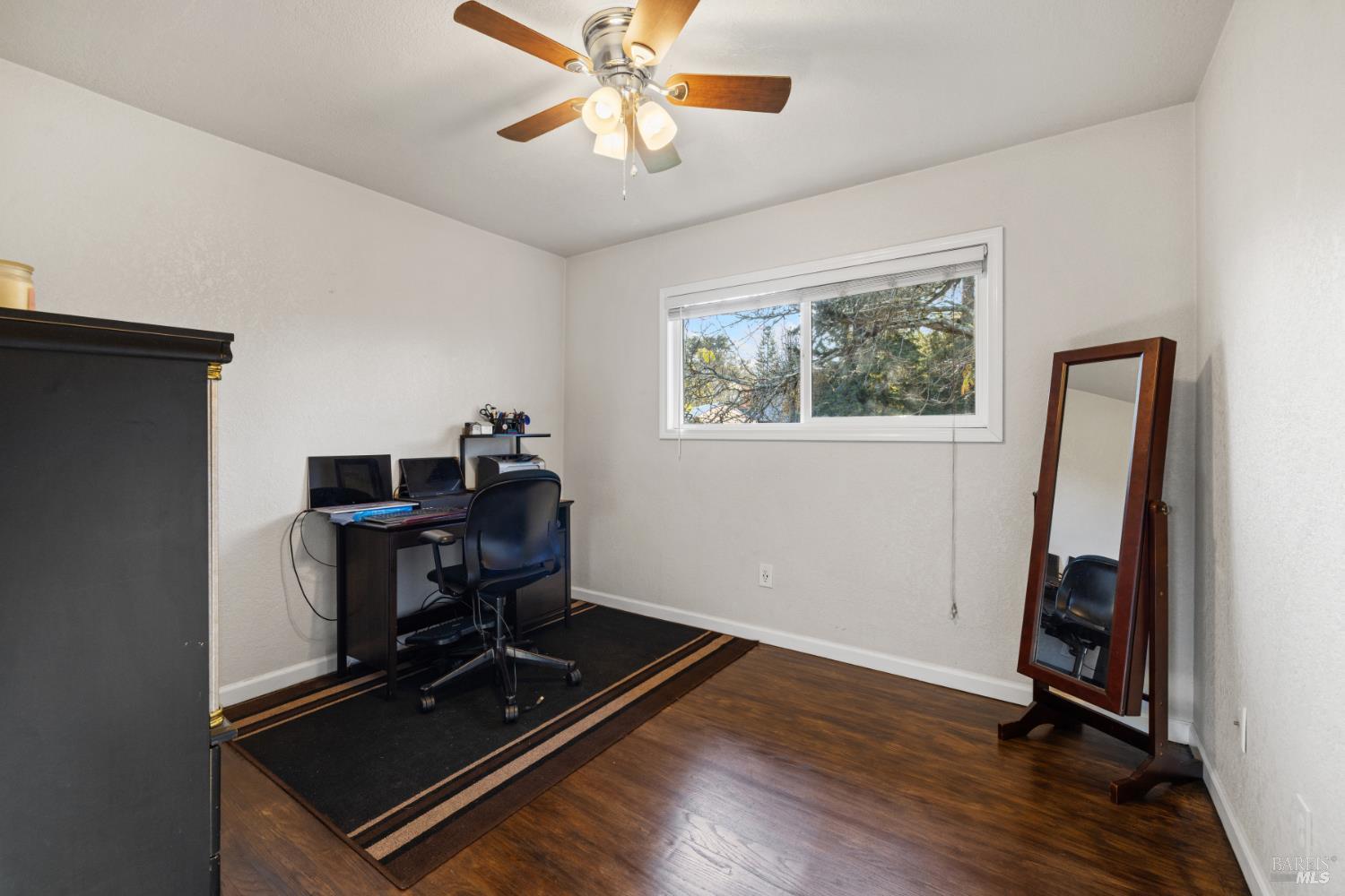 Detail Gallery Image 24 of 43 For 2825 Seneca Ln, Santa Rosa,  CA 95403 - 3 Beds | 2 Baths