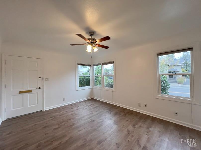 Detail Gallery Image 5 of 32 For 1769 3rd St, Napa,  CA 94559 - – Beds | – Baths