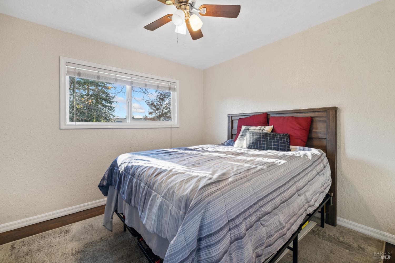 Detail Gallery Image 20 of 43 For 2825 Seneca Ln, Santa Rosa,  CA 95403 - 3 Beds | 2 Baths