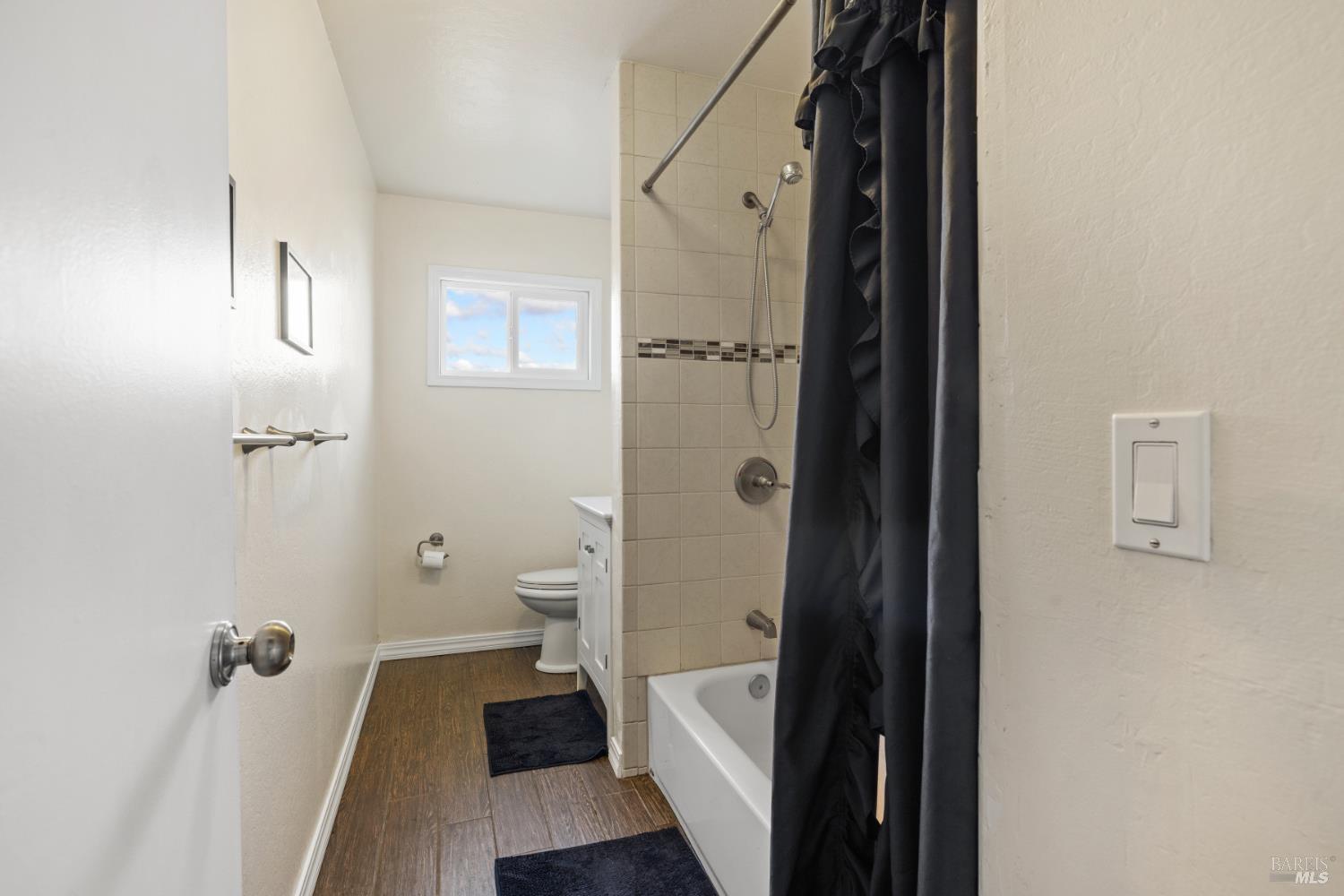 Detail Gallery Image 22 of 43 For 2825 Seneca Ln, Santa Rosa,  CA 95403 - 3 Beds | 2 Baths