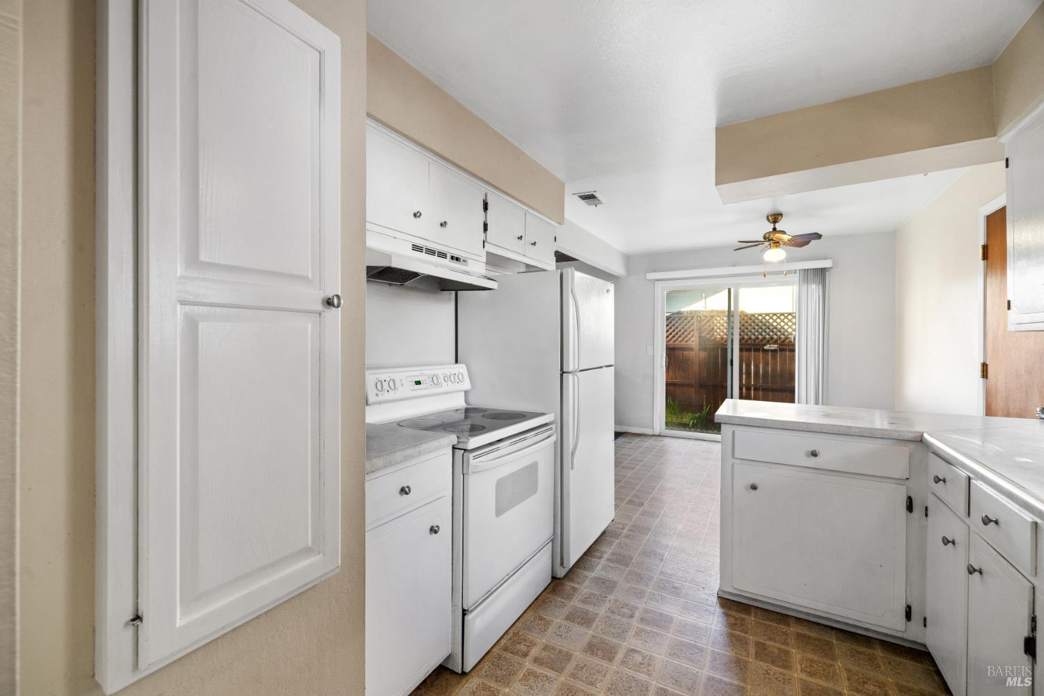 Detail Gallery Image 19 of 43 For 2825 Seneca Ln, Santa Rosa,  CA 95403 - 3 Beds | 2 Baths