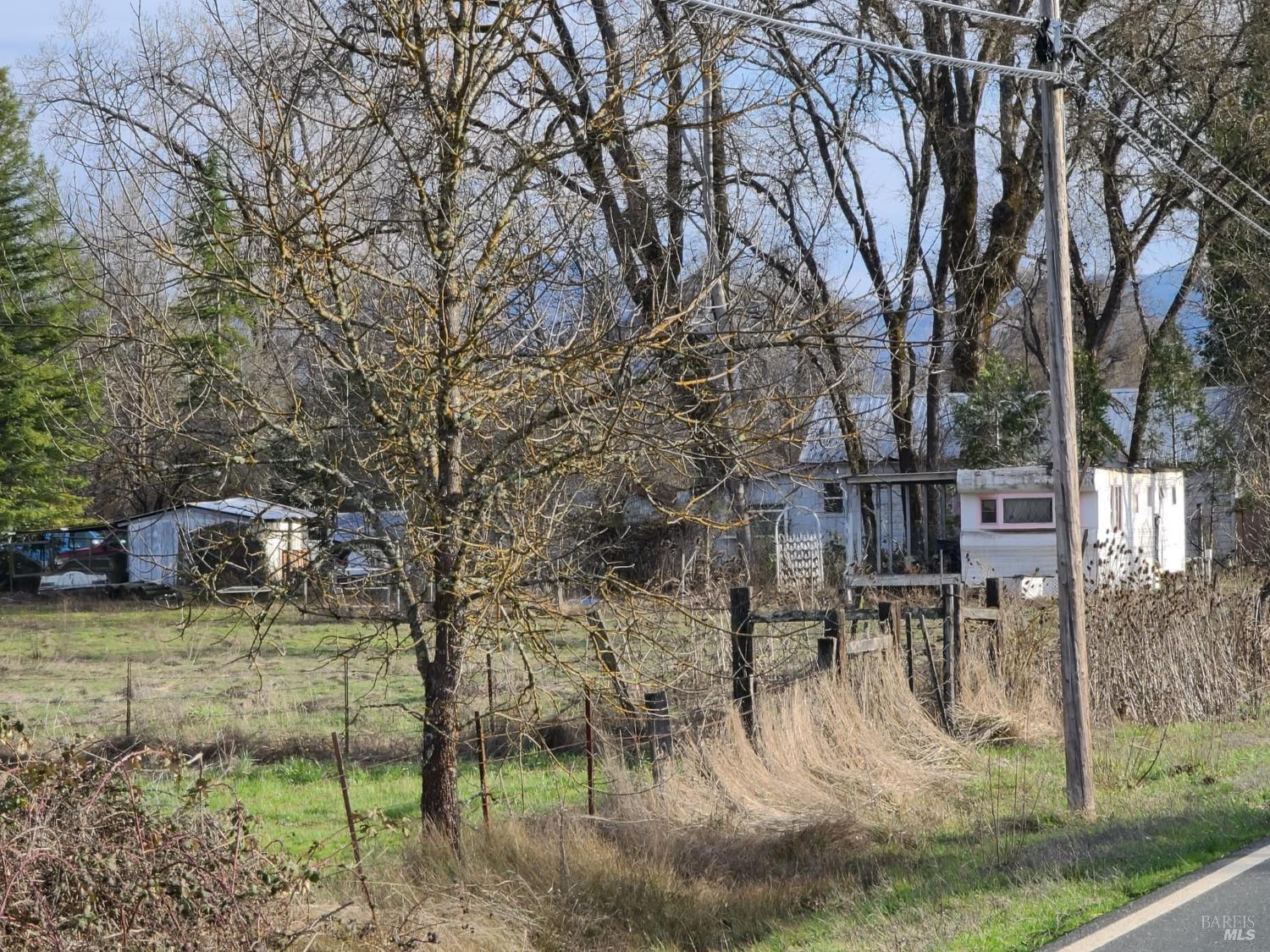 Detail Gallery Image 8 of 43 For 75589 Covelo Rd, Covelo,  CA 95428 - 2 Beds | 1 Baths
