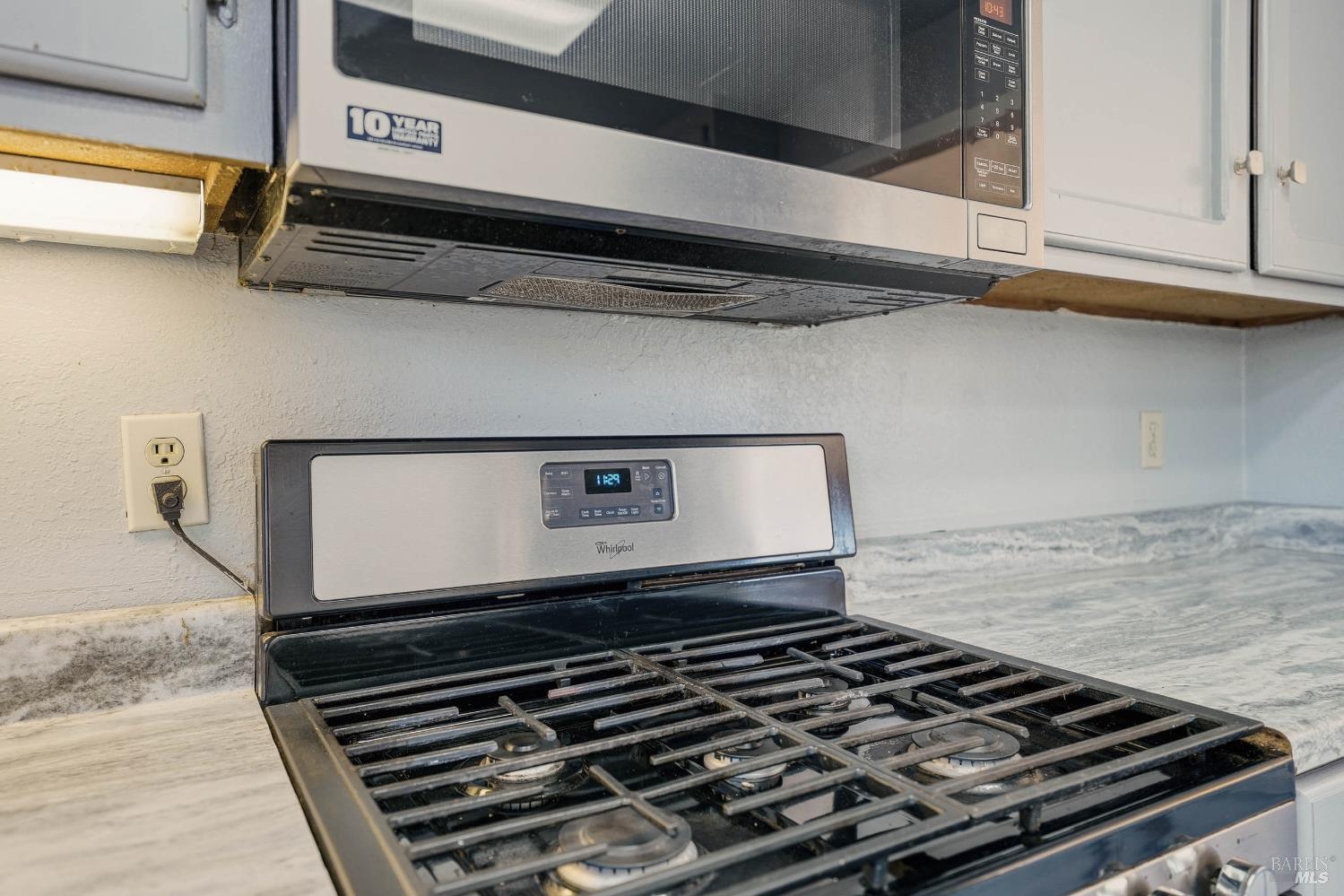 Detail Gallery Image 32 of 75 For 4080 Kensington Way, Lucerne,  CA 95458 - 2 Beds | 1/1 Baths