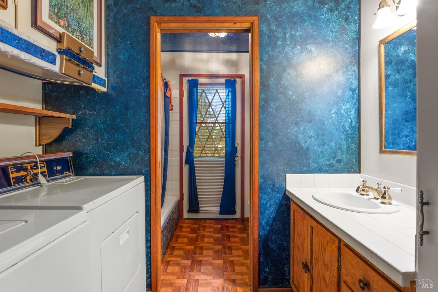 Detail Gallery Image 20 of 24 For 24465 Sherwood Rd, Willits,  CA 95490 - 3 Beds | 2 Baths