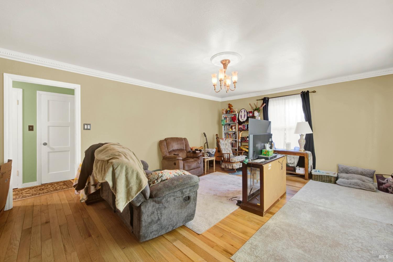 Detail Gallery Image 9 of 54 For 211 Triplett Dr, Cloverdale,  CA 95425 - 2 Beds | 1 Baths