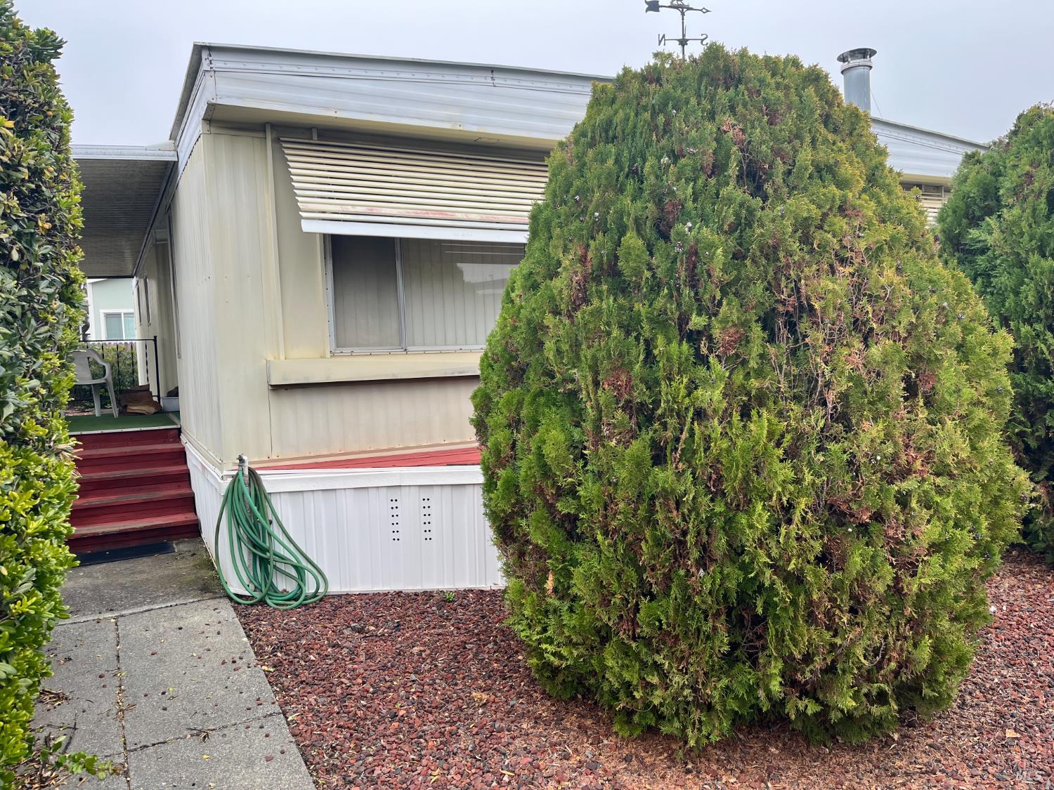 Detail Gallery Image 2 of 19 For 180 Sherry Cir, Yountville,  CA 94599 - 2 Beds | 2 Baths