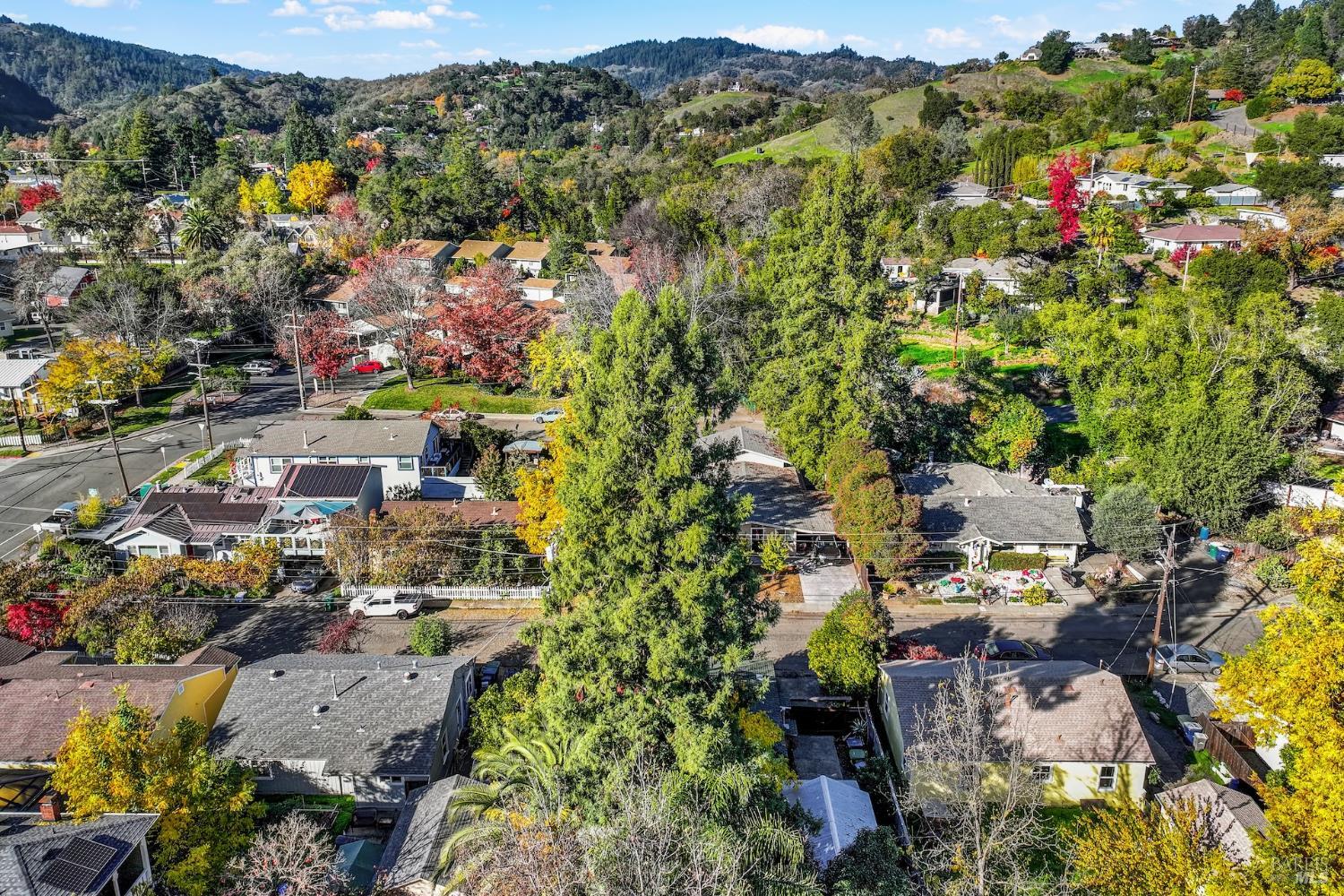 Detail Gallery Image 35 of 54 For 211 Triplett Dr, Cloverdale,  CA 95425 - 2 Beds | 1 Baths