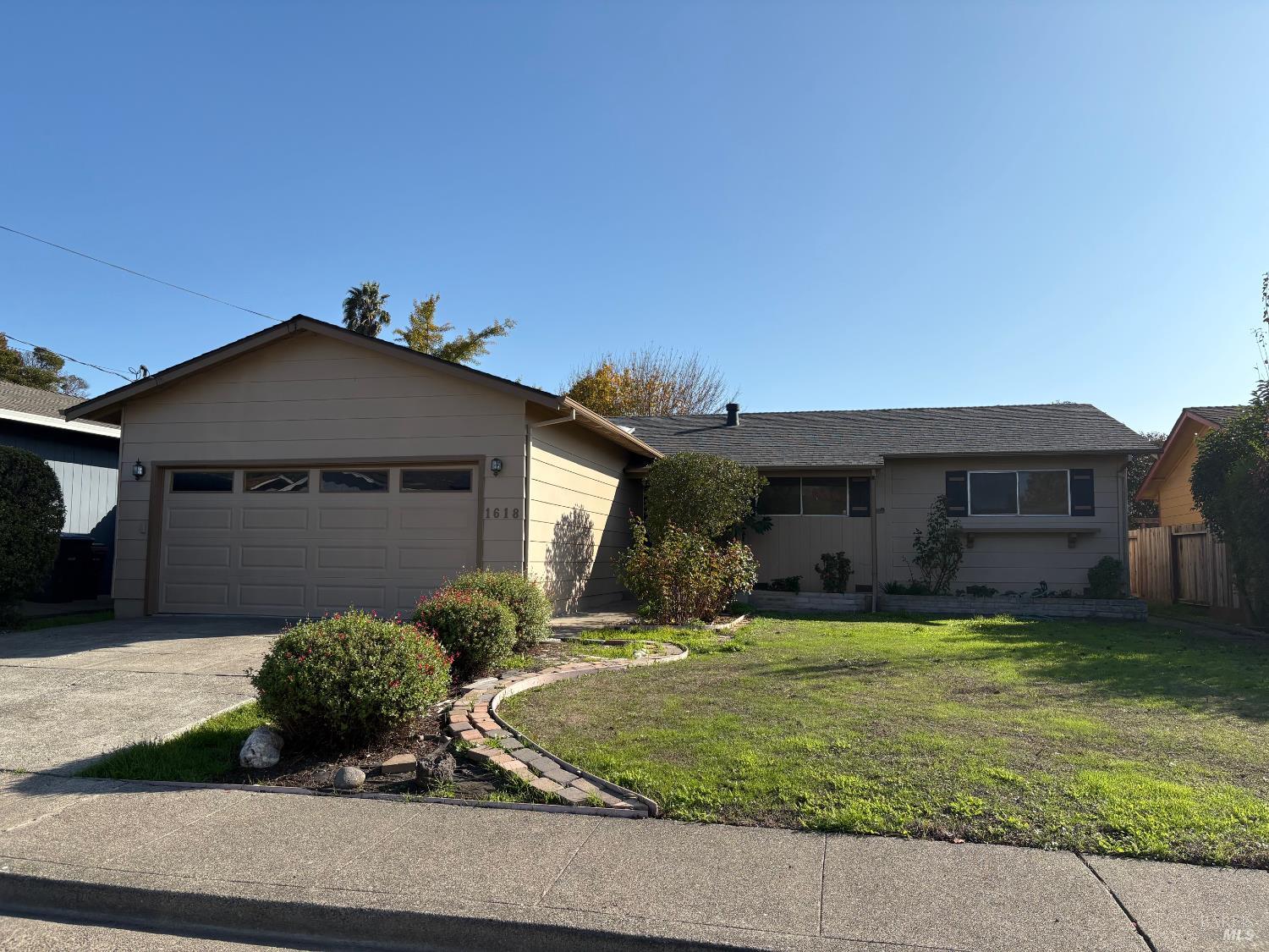 Front Image Thumbnail for BA325103184