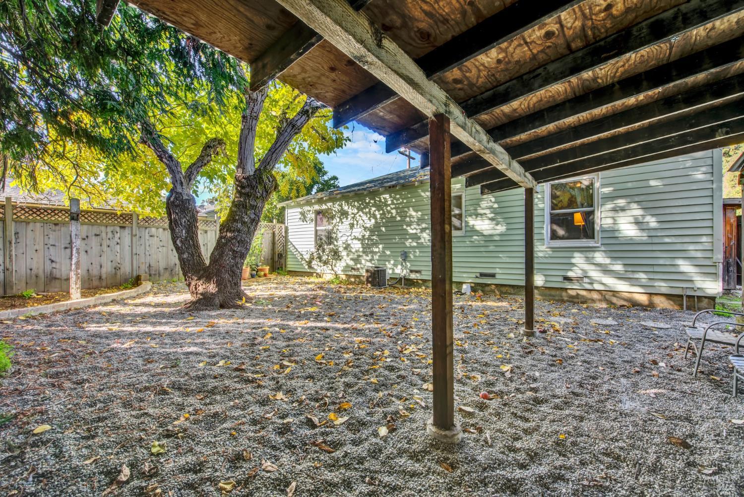 Detail Gallery Image 38 of 54 For 211 Triplett Dr, Cloverdale,  CA 95425 - 2 Beds | 1 Baths