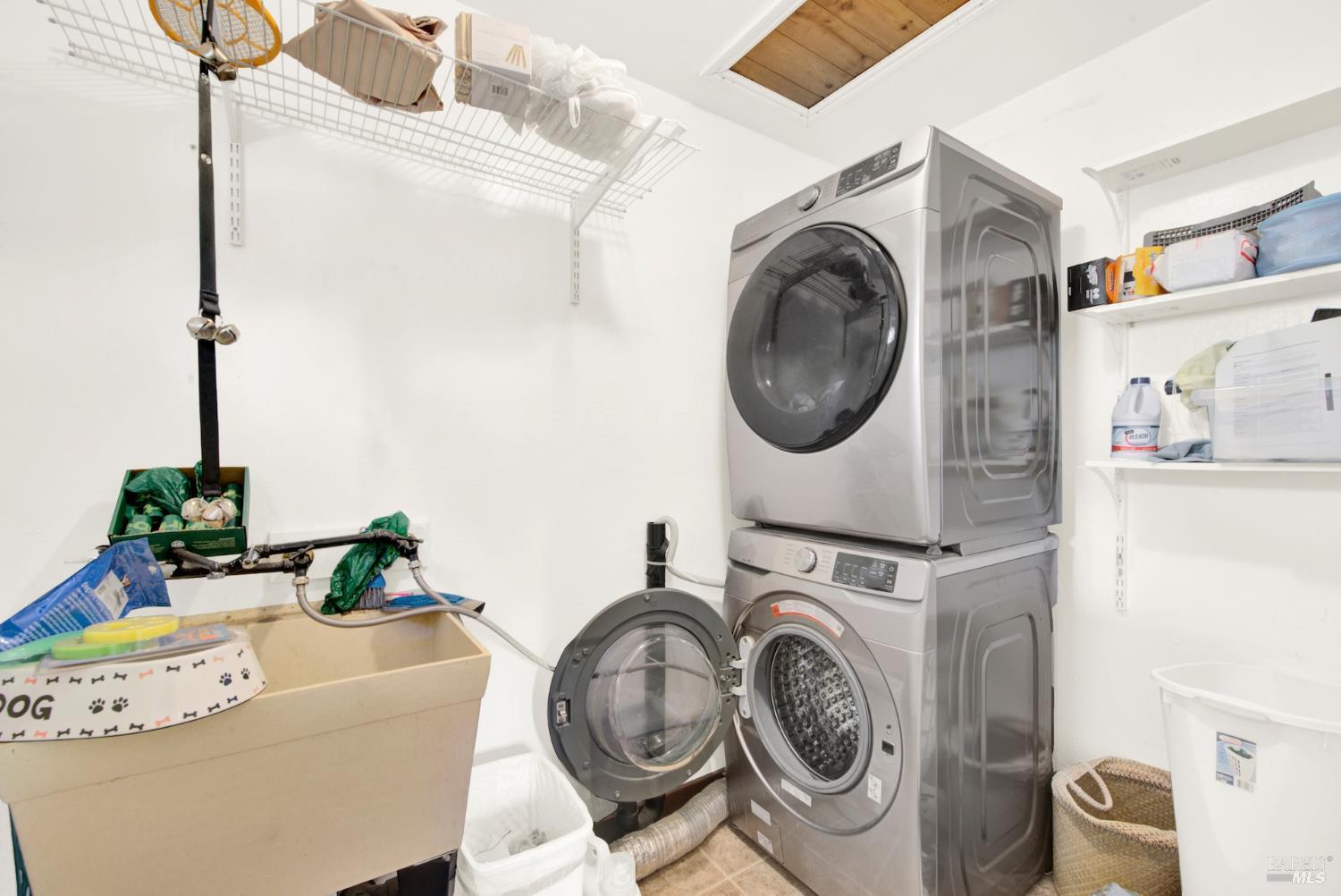 Detail Gallery Image 30 of 54 For 211 Triplett Dr, Cloverdale,  CA 95425 - 2 Beds | 1 Baths