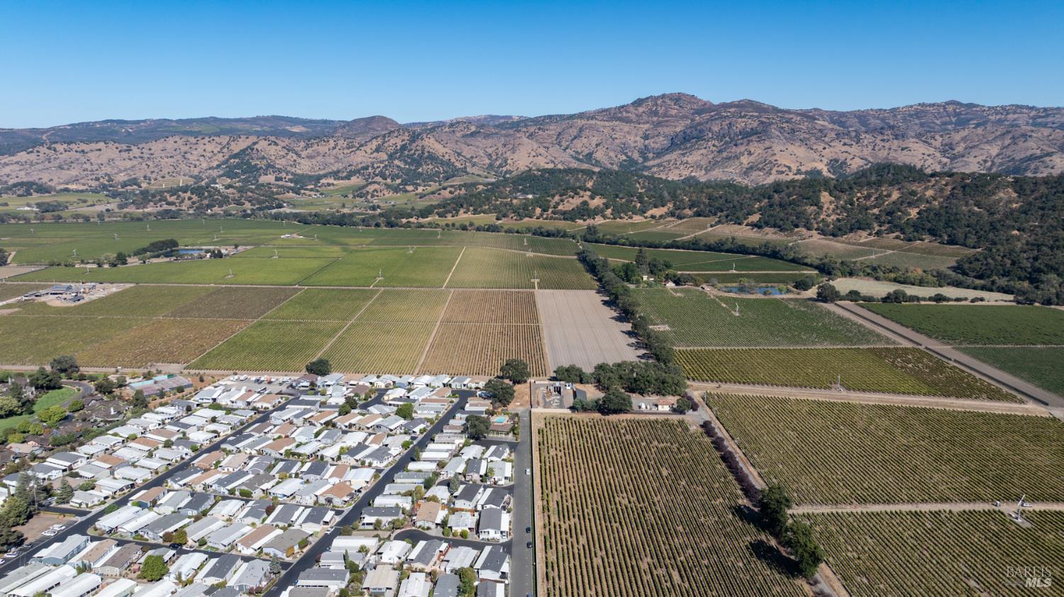 Detail Gallery Image 17 of 19 For 180 Sherry Cir, Yountville,  CA 94599 - 2 Beds | 2 Baths