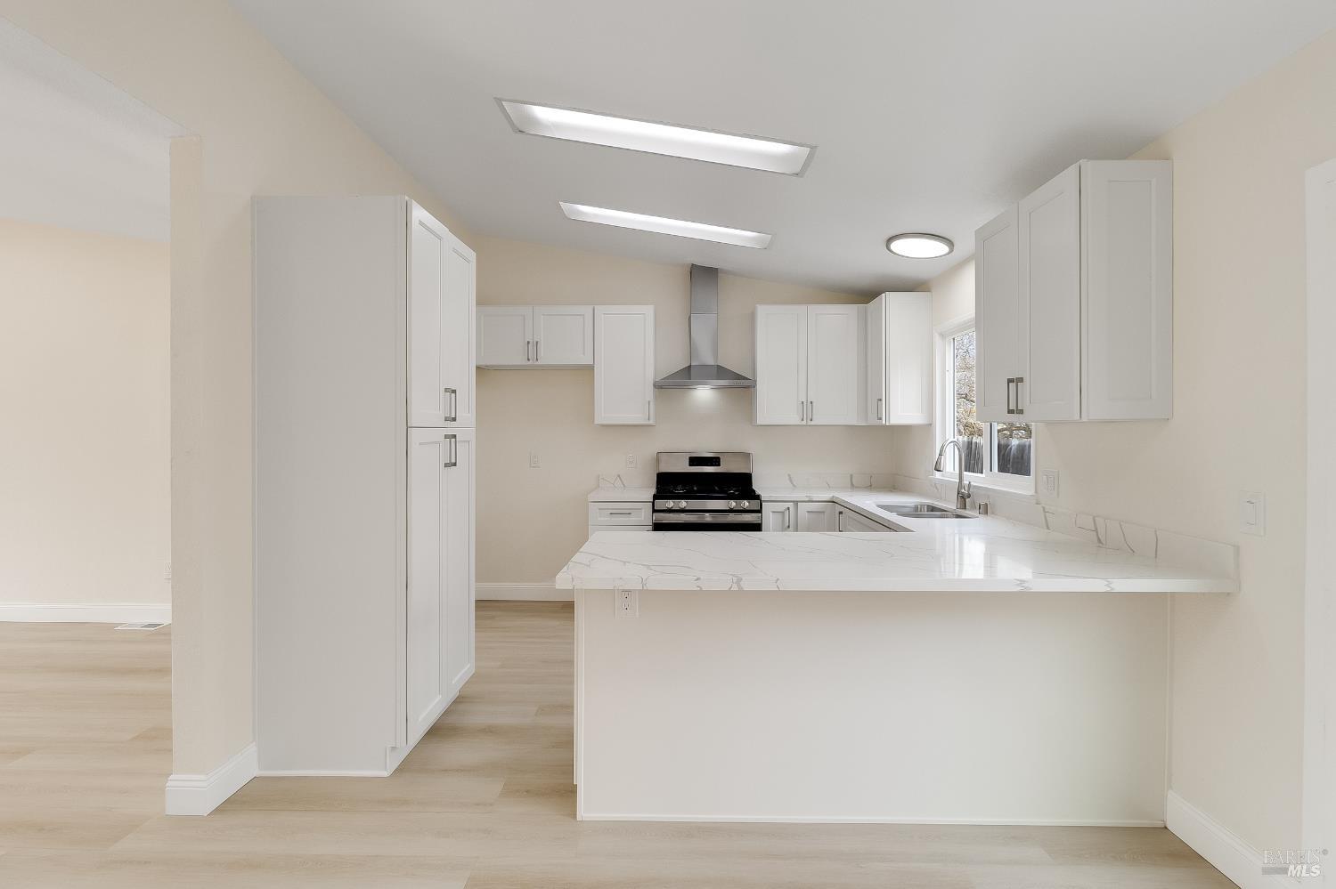 Detail Gallery Image 14 of 58 For 2555 Flosden Rd 8, American Canyon,  CA 94503 - 3 Beds | 2 Baths