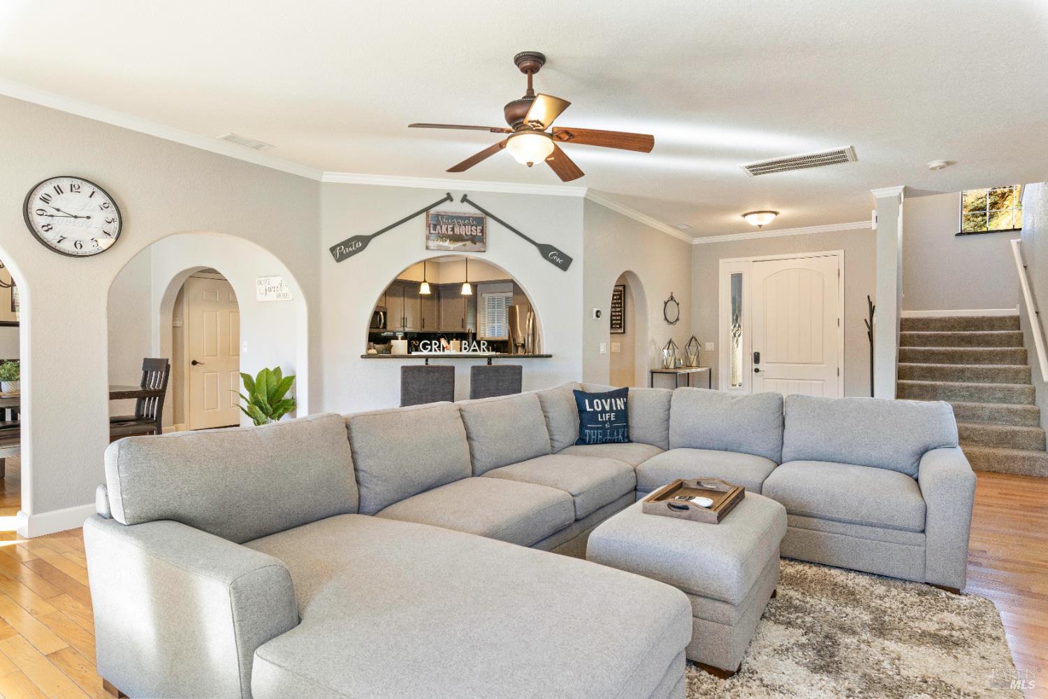 Detail Gallery Image 14 of 69 For 11115 Lakeshore Dr, Clearlake,  CA 95424 - 3 Beds | 3/1 Baths