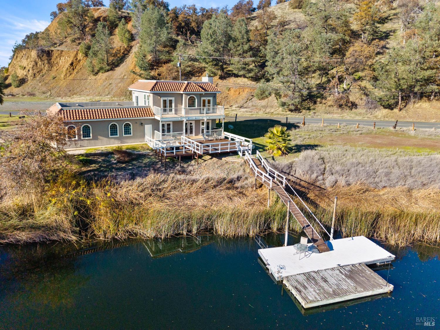 Detail Gallery Image 57 of 69 For 11115 Lakeshore Dr, Clearlake,  CA 95424 - 3 Beds | 3/1 Baths