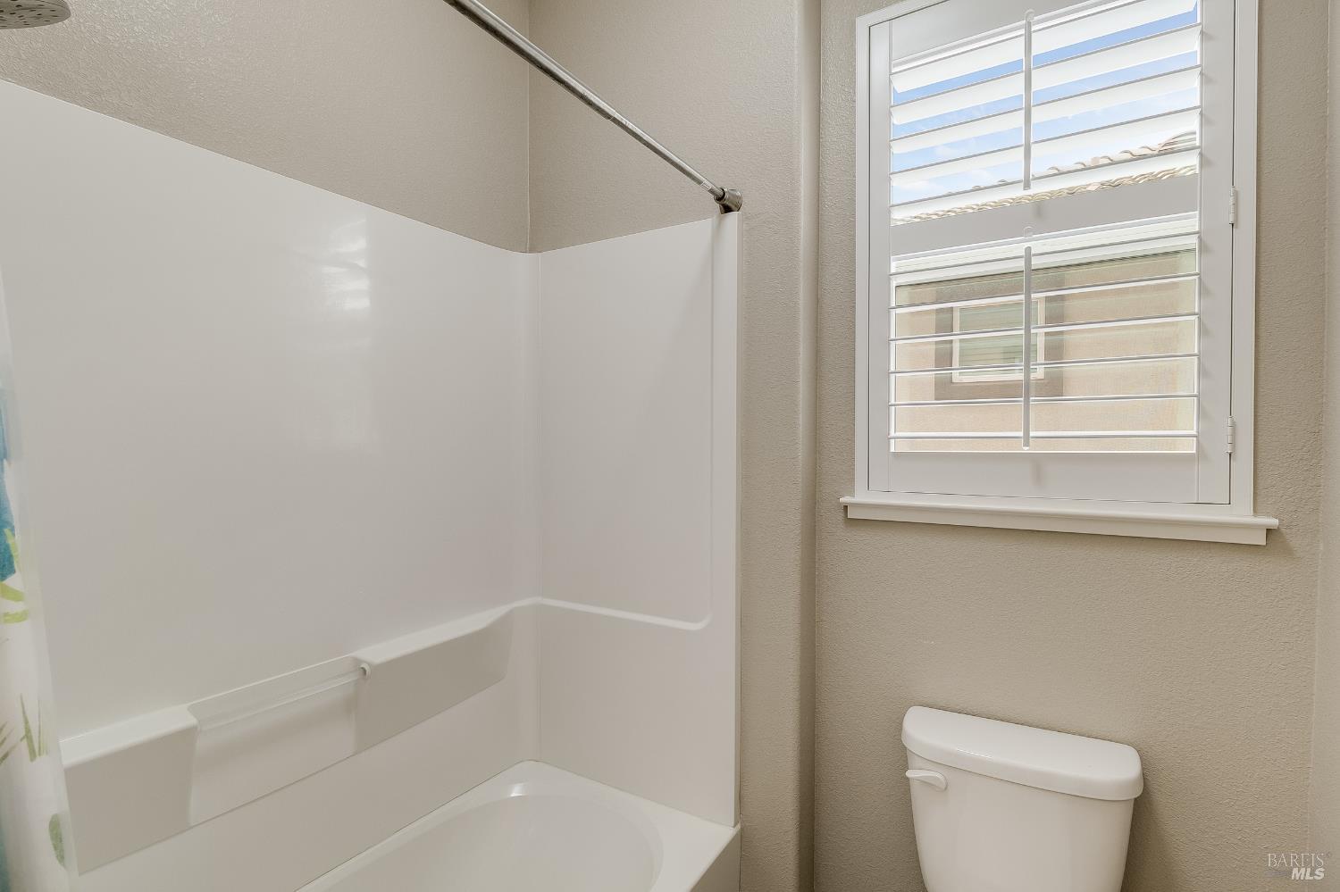 Detail Gallery Image 39 of 76 For 425 Epic St, Vacaville,  CA 95688 - 4 Beds | 3 Baths