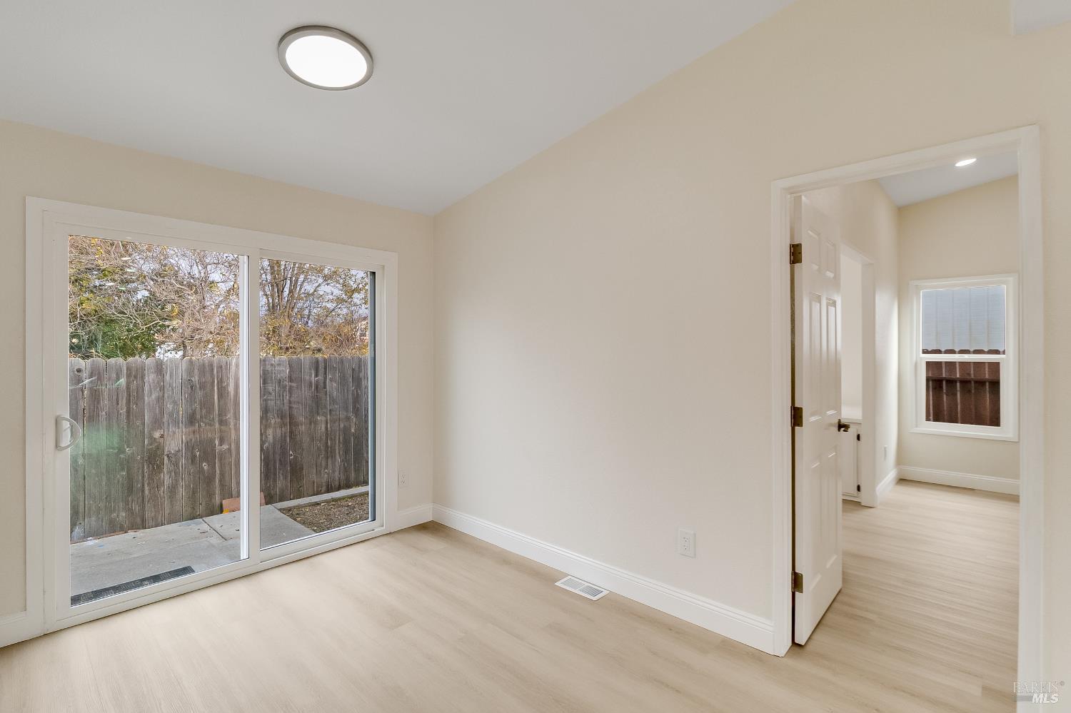 Detail Gallery Image 19 of 58 For 2555 Flosden Rd 8, American Canyon,  CA 94503 - 3 Beds | 2 Baths