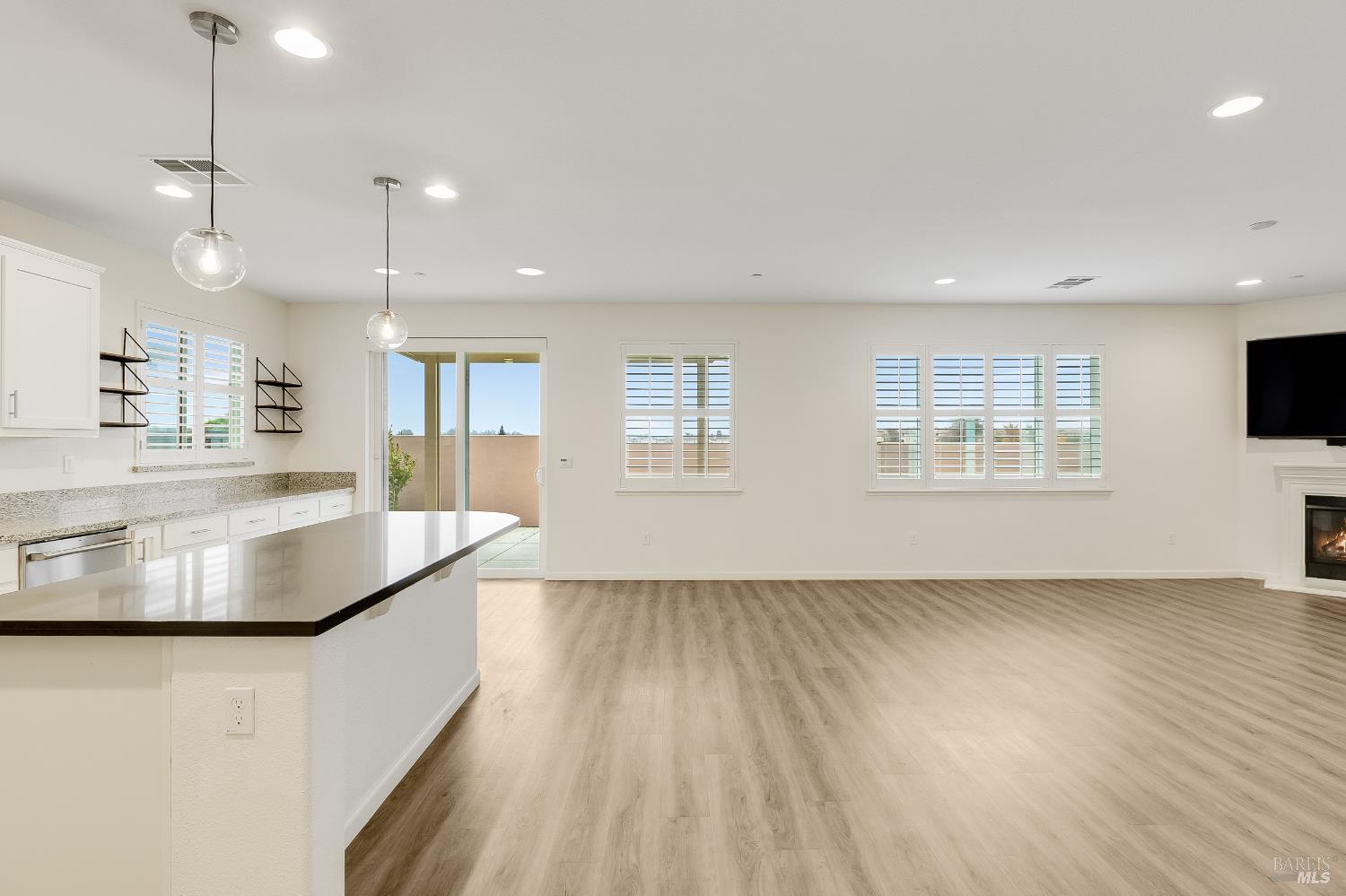 Detail Gallery Image 19 of 76 For 425 Epic St, Vacaville,  CA 95688 - 4 Beds | 3 Baths