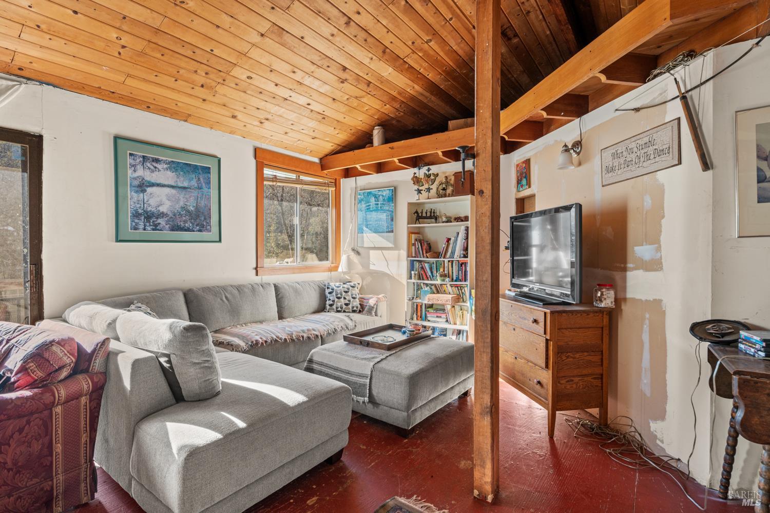 Detail Gallery Image 10 of 49 For Address Is Not Disclosed, Laytonville,  CA 95454 - 1 Beds | 1/1 Baths