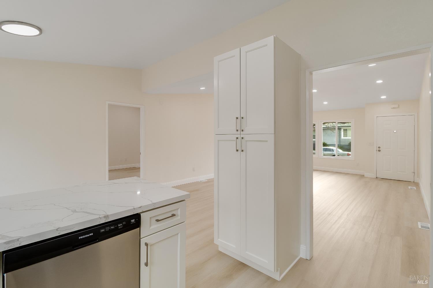 Detail Gallery Image 18 of 58 For 2555 Flosden Rd 8, American Canyon,  CA 94503 - 3 Beds | 2 Baths