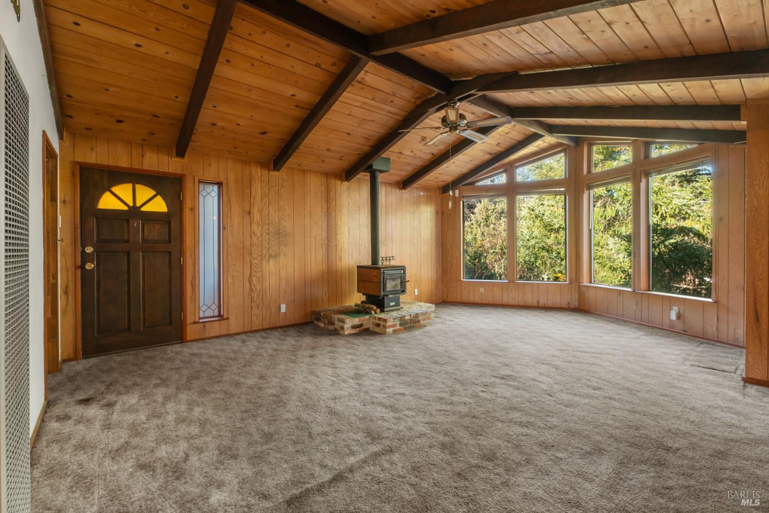 Detail Gallery Image 8 of 24 For 24465 Sherwood Rd, Willits,  CA 95490 - 3 Beds | 2 Baths