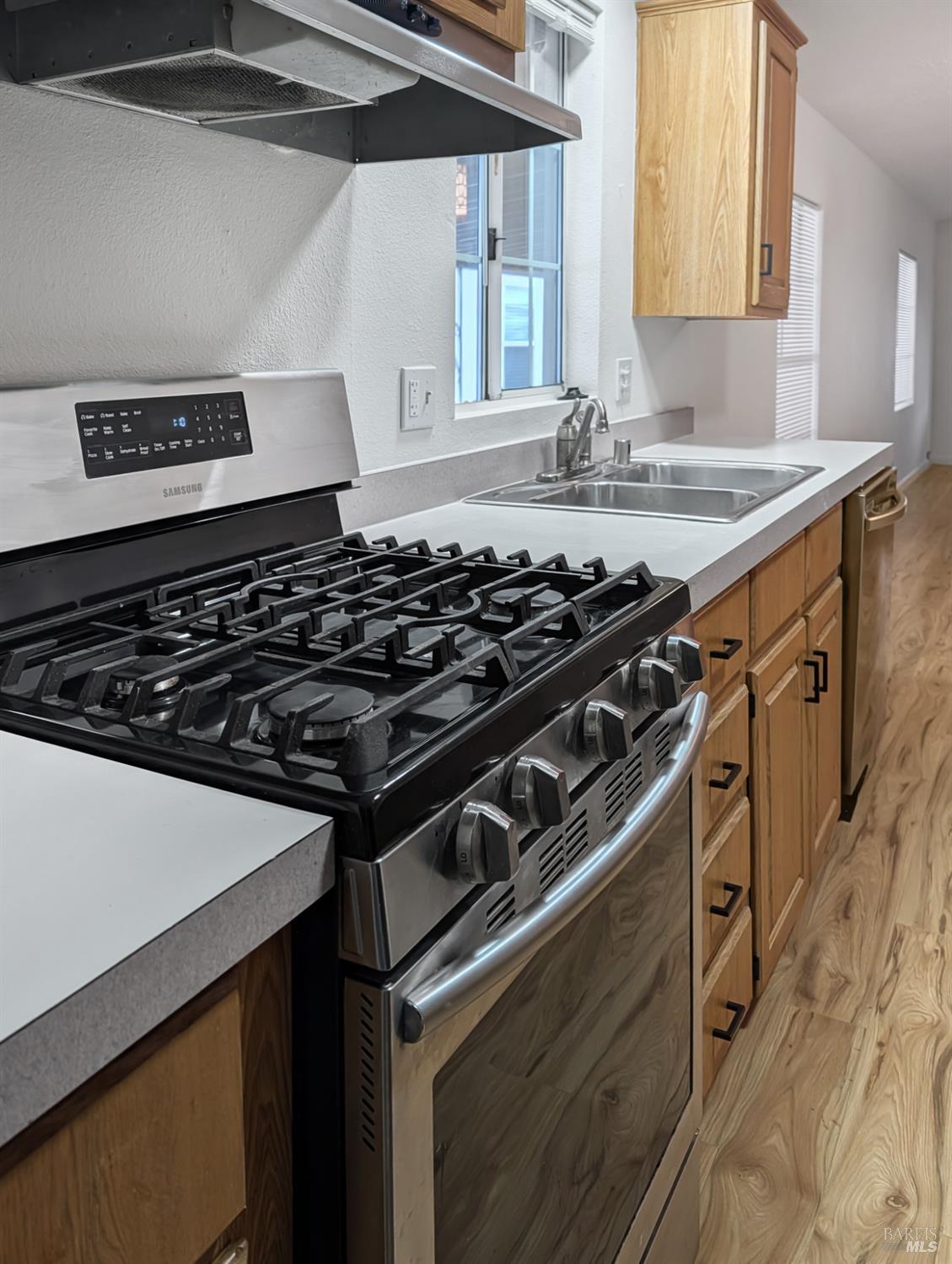 Detail Gallery Image 7 of 12 For 49 Del Paso Ct, Vacaville,  CA 95687 - 3 Beds | 2 Baths