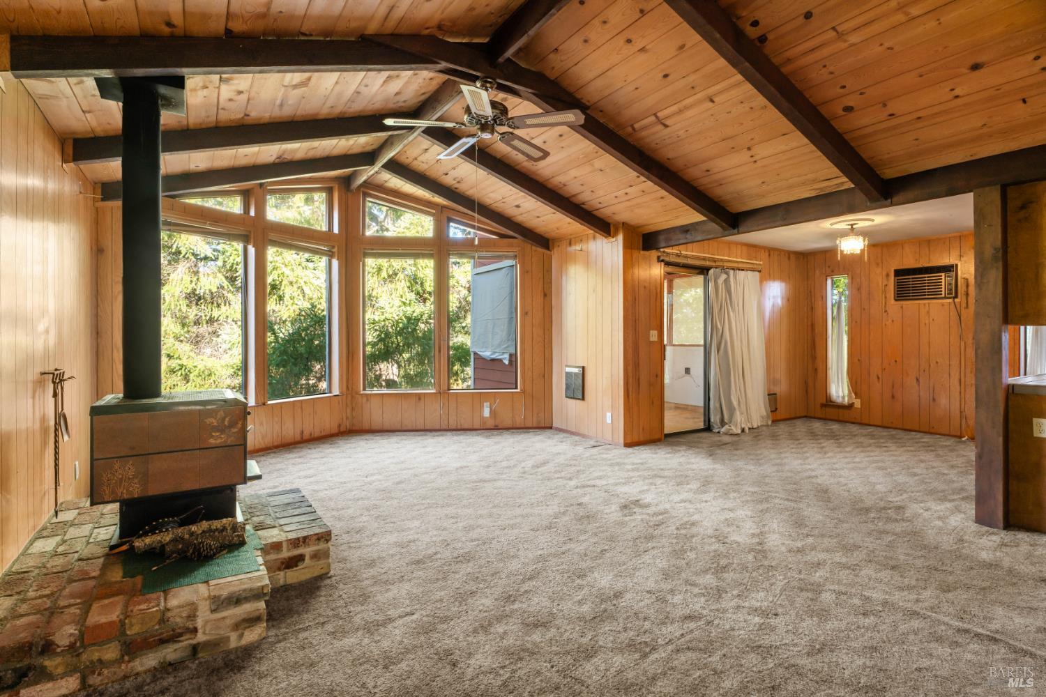 Detail Gallery Image 11 of 24 For 24465 Sherwood Rd, Willits,  CA 95490 - 3 Beds | 2 Baths