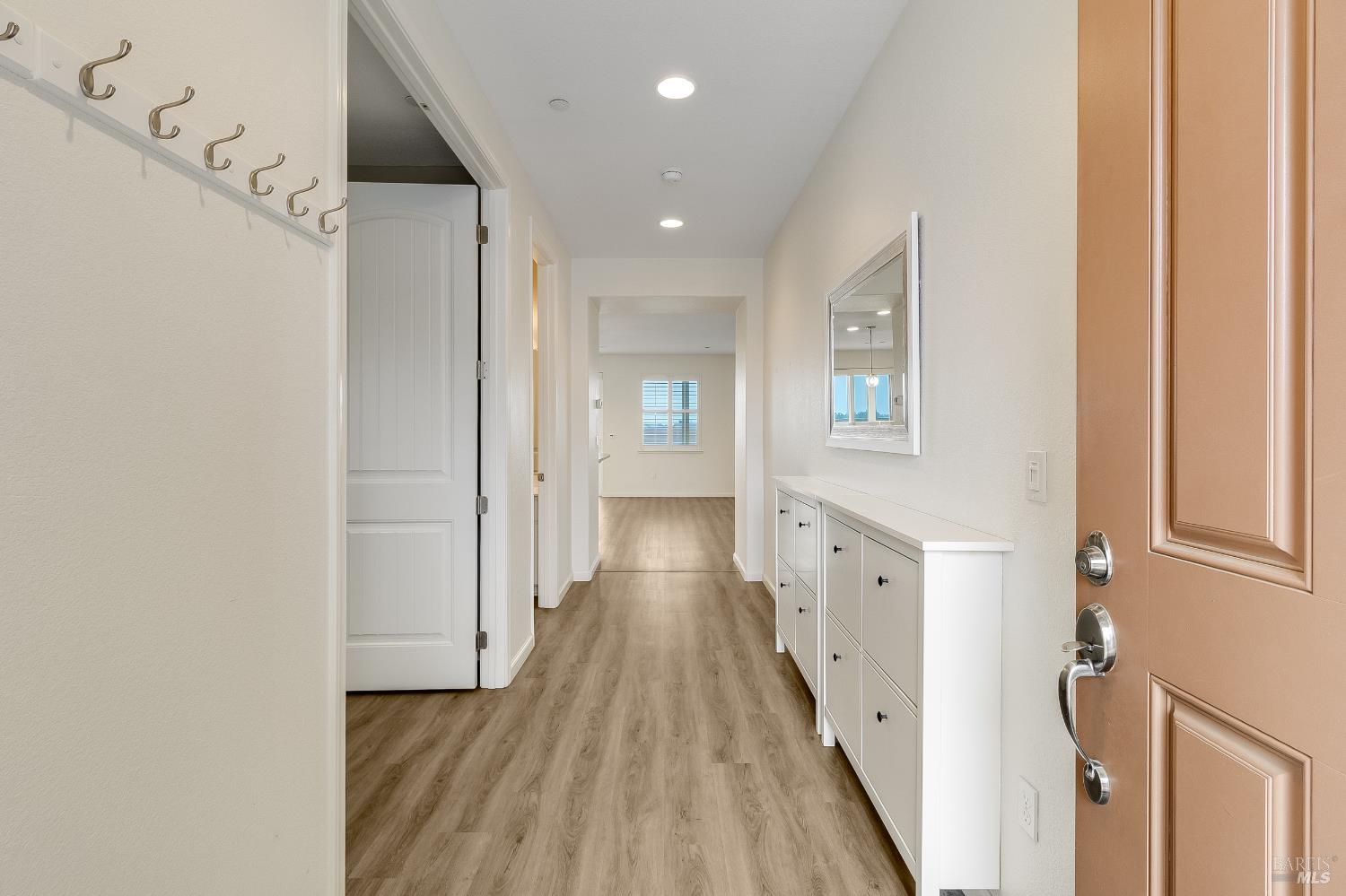 Detail Gallery Image 10 of 76 For 425 Epic St, Vacaville,  CA 95688 - 4 Beds | 3 Baths