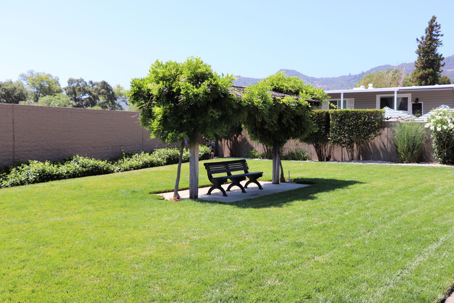 Detail Gallery Image 14 of 19 For 180 Sherry Cir, Yountville,  CA 94599 - 2 Beds | 2 Baths