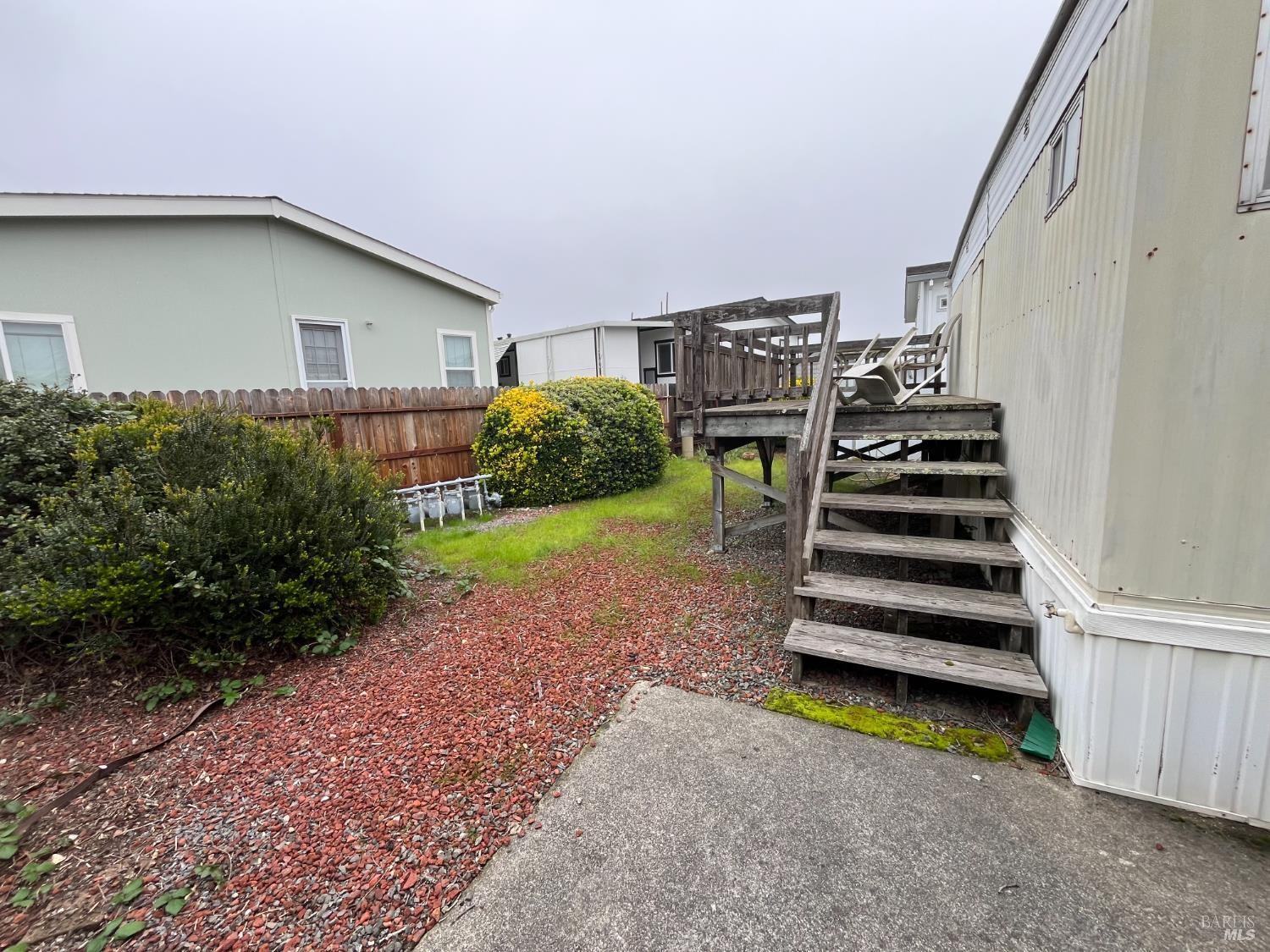 Detail Gallery Image 7 of 19 For 180 Sherry Cir, Yountville,  CA 94599 - 2 Beds | 2 Baths