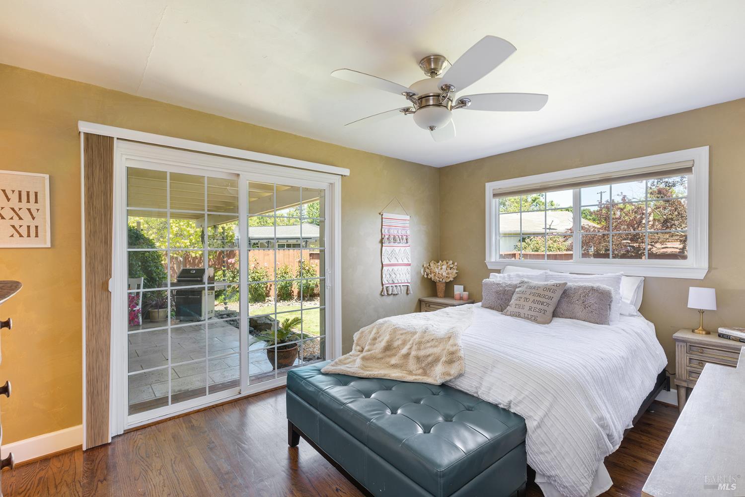 Detail Gallery Image 12 of 27 For 3556 Palomar Way, Napa,  CA 94558 - 3 Beds | 2 Baths